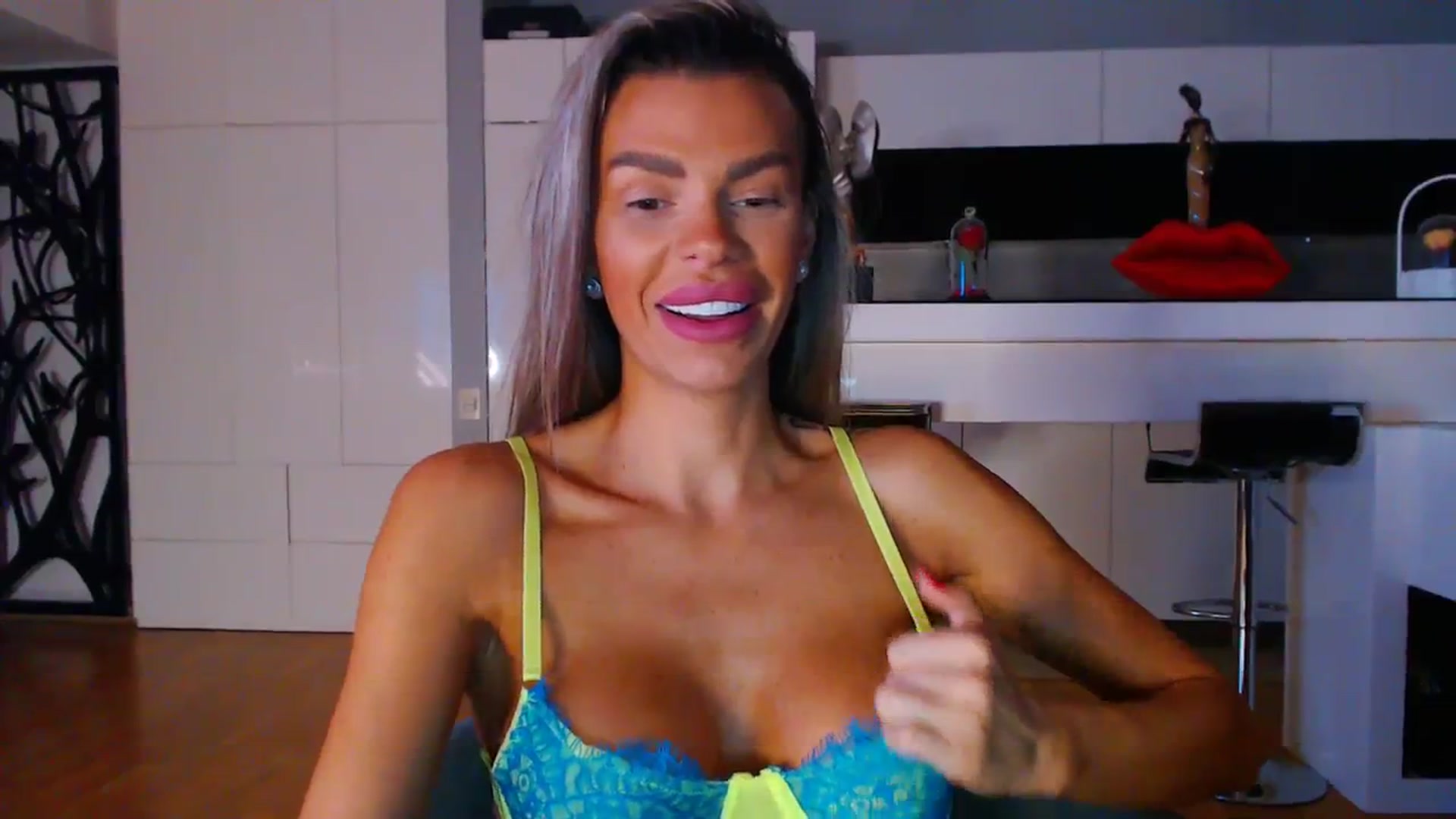 Gallery image thumbnail from D_y_y's myfreecams stream on, 10/01/2023, 03:12 image 14 of 20