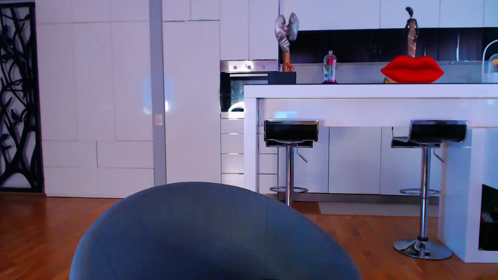 Gallery image thumbnail from D_y_y's myfreecams stream on, 10/04/2023, 05:28 image 18 of 20