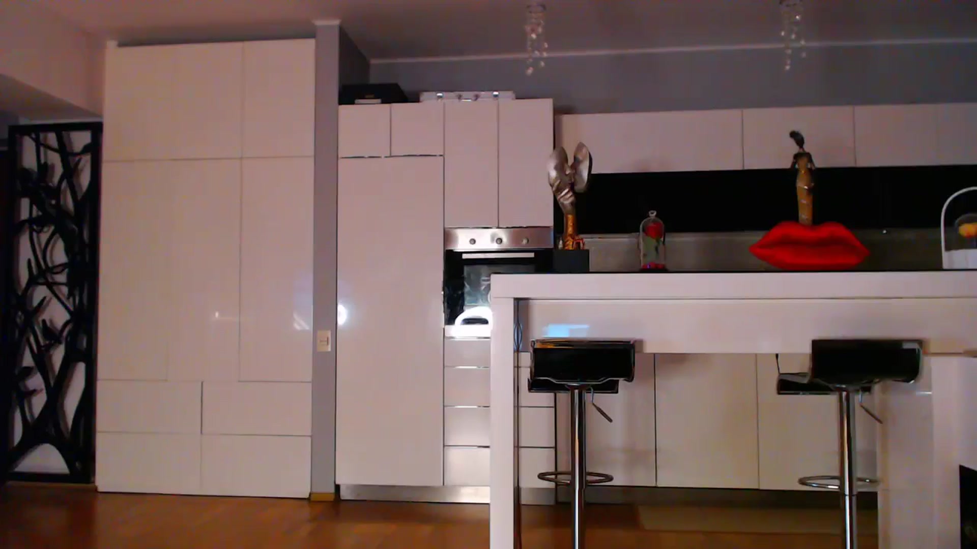 Gallery image thumbnail from D_y_y's myfreecams stream on, 10/06/2023, 03:59 image 12 of 20