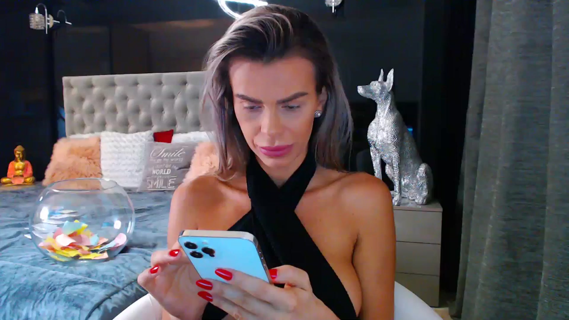 Gallery image thumbnail from D_y_y's myfreecams stream on, 10/07/2023, 05:26 image 14 of 20