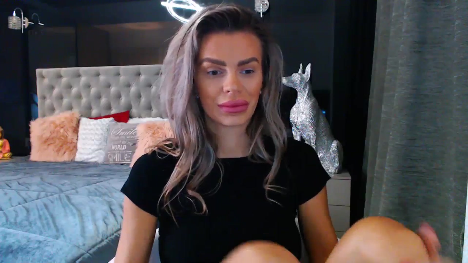 Gallery image thumbnail from D_y_y's myfreecams stream on, 10/10/2023, 04:19 image 4 of 20