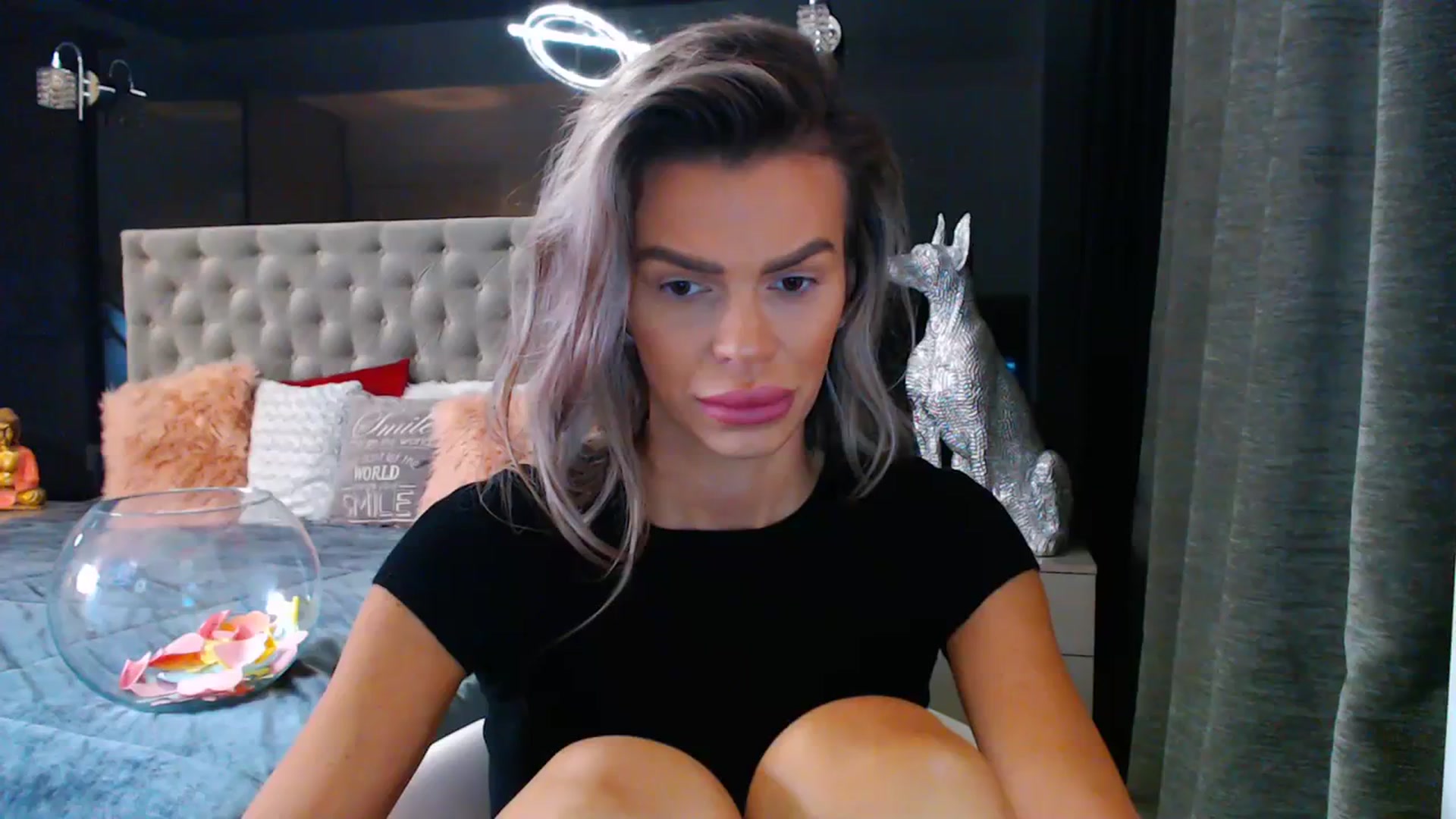 Gallery image thumbnail from D_y_y's myfreecams stream on, 10/10/2023, 04:57 image 9 of 20