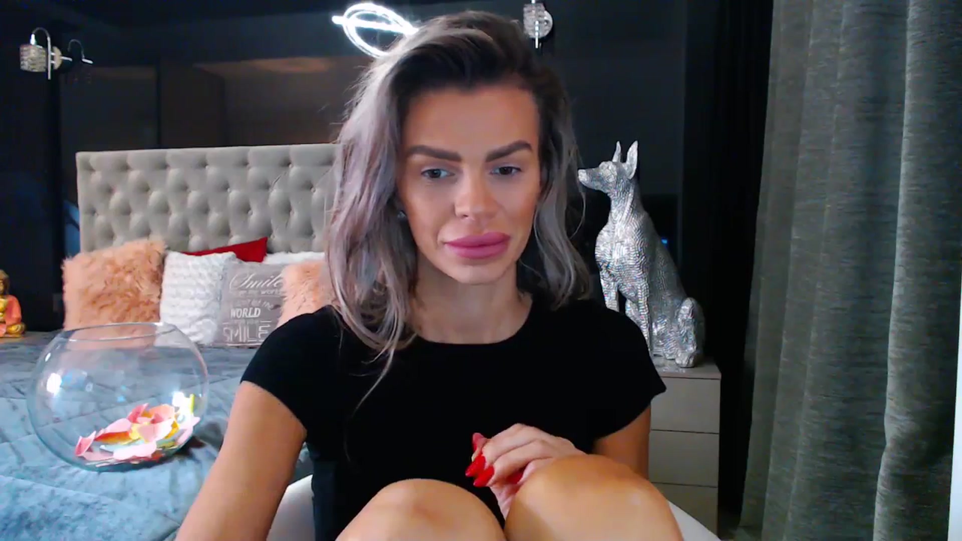 Gallery image thumbnail from D_y_y's myfreecams stream on, 10/10/2023, 04:57 image 6 of 20