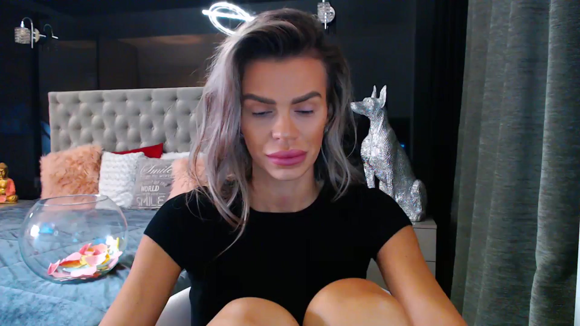Gallery image thumbnail from D_y_y's myfreecams stream on, 10/10/2023, 04:57 image 10 of 20