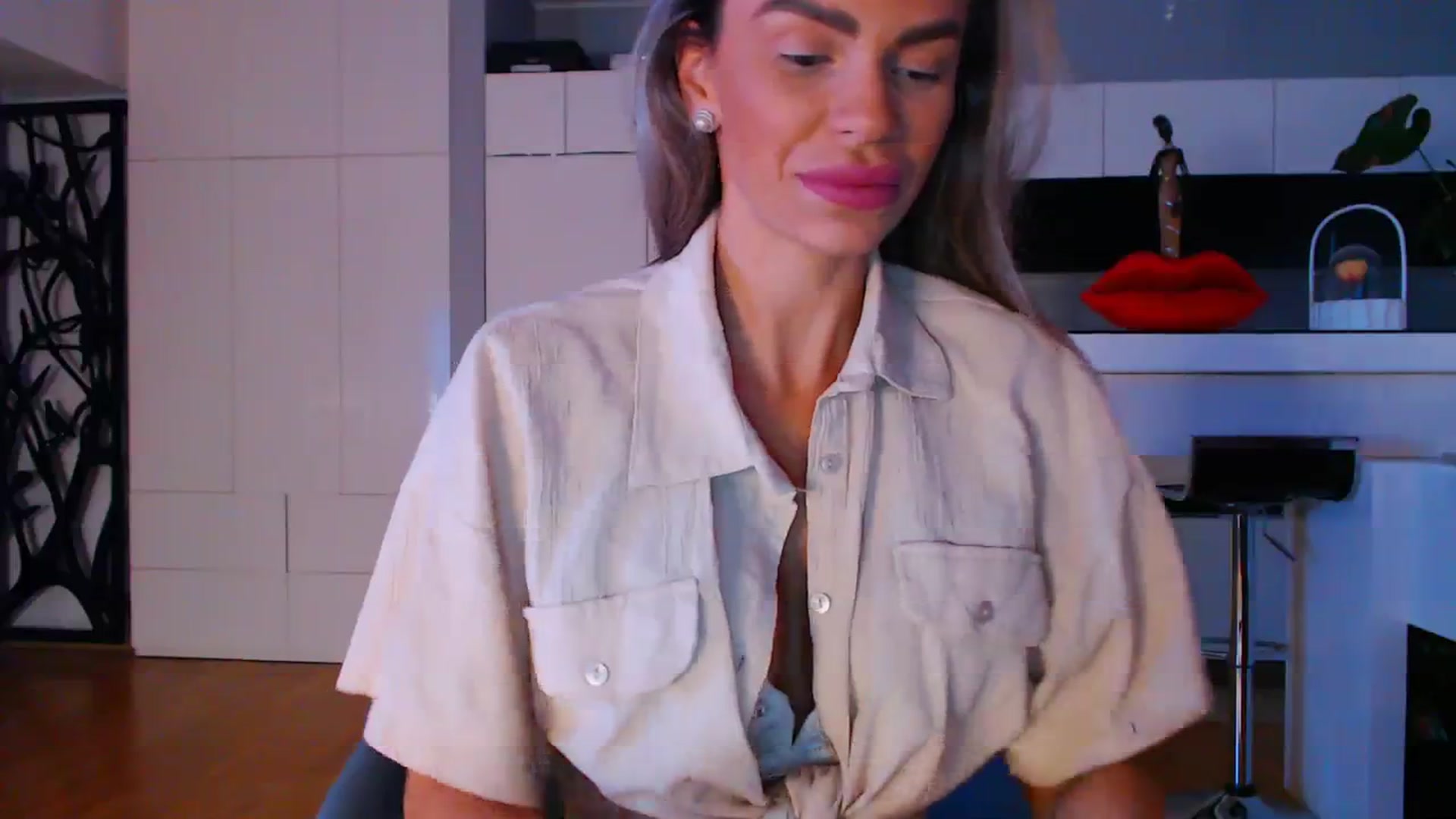 Gallery image thumbnail from D_y_y's myfreecams stream on, 10/14/2023, 05:56 image 9 of 20