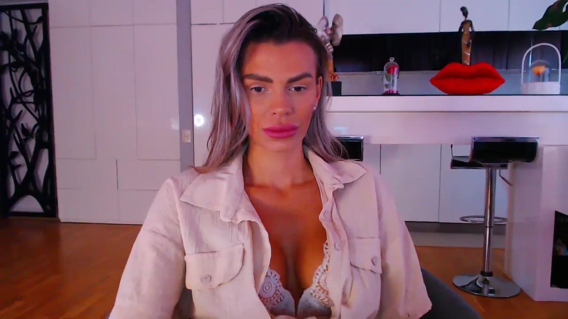 Gallery image thumbnail from D_y_y's myfreecams stream on, 10/14/2023, 05:56 image 16 of 20