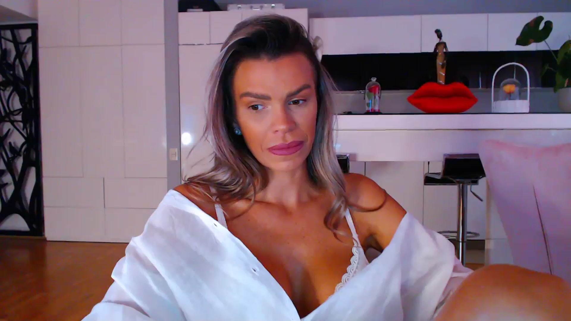 Gallery image thumbnail from D_y_y's myfreecams stream on, 10/22/2023, 05:12 image 20 of 20