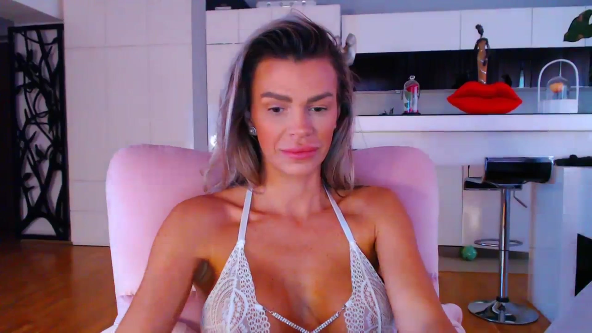 Gallery image thumbnail from D_y_y's myfreecams stream on, 10/24/2023, 05:47 image 6 of 20