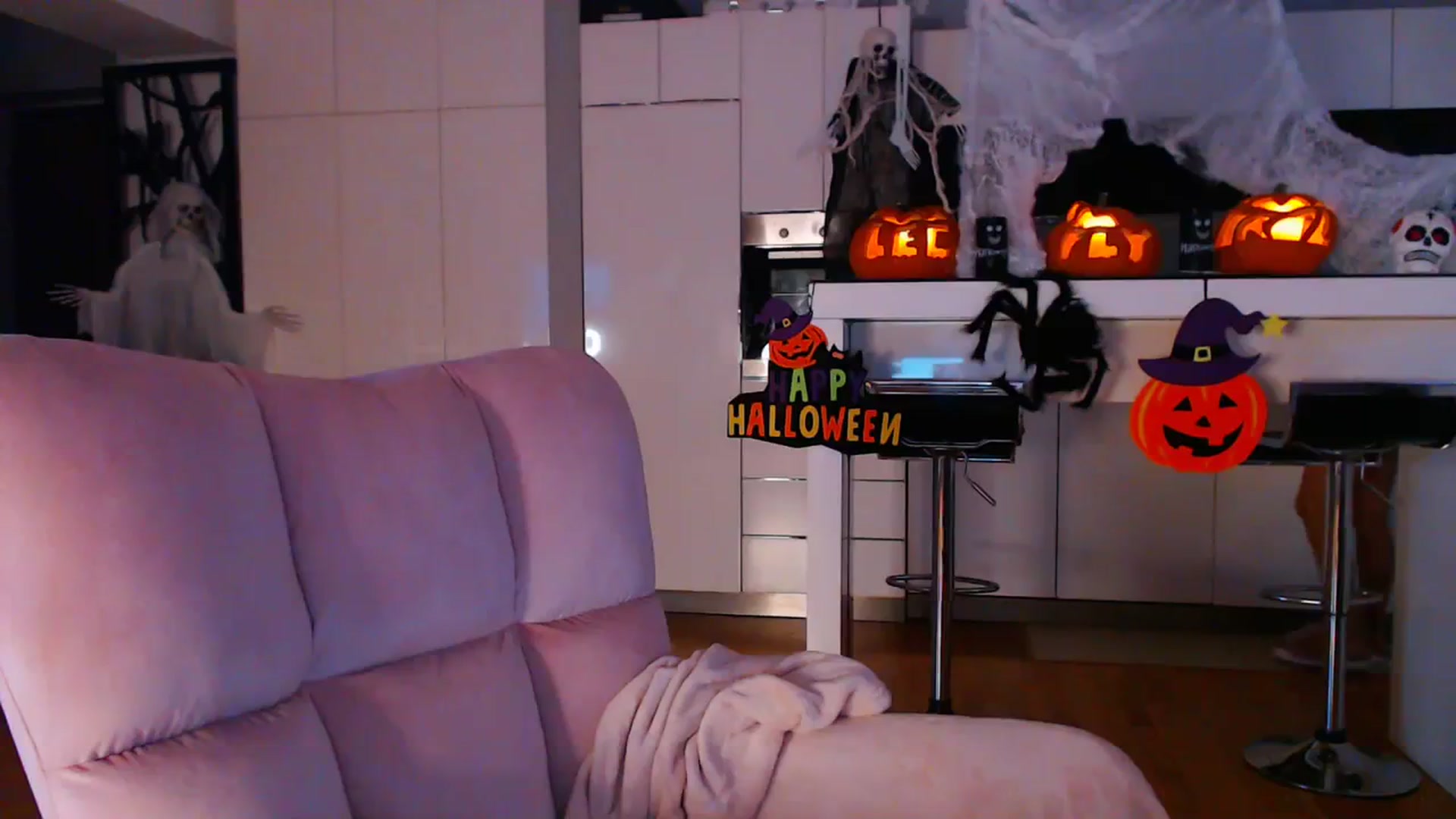 Gallery image thumbnail from D_y_y's myfreecams stream on, 10/30/2023, 05:55 image 3 of 20