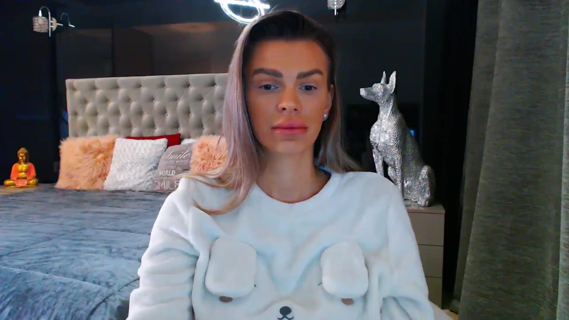 Gallery image thumbnail from D_y_y's myfreecams stream on, 11/07/2023, 05:37 image 14 of 20