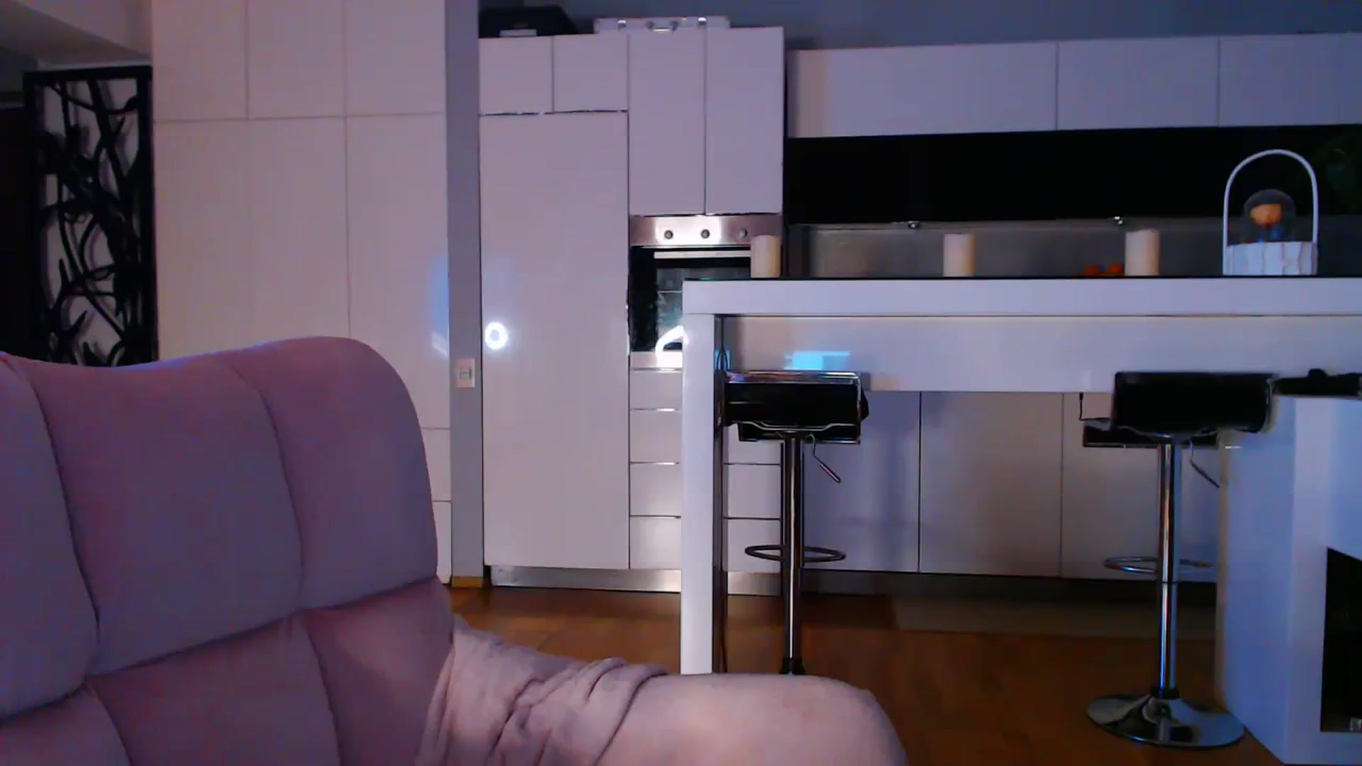 Gallery image thumbnail from D_y_y's myfreecams stream on, 11/13/2023, 04:31 image 7 of 20
