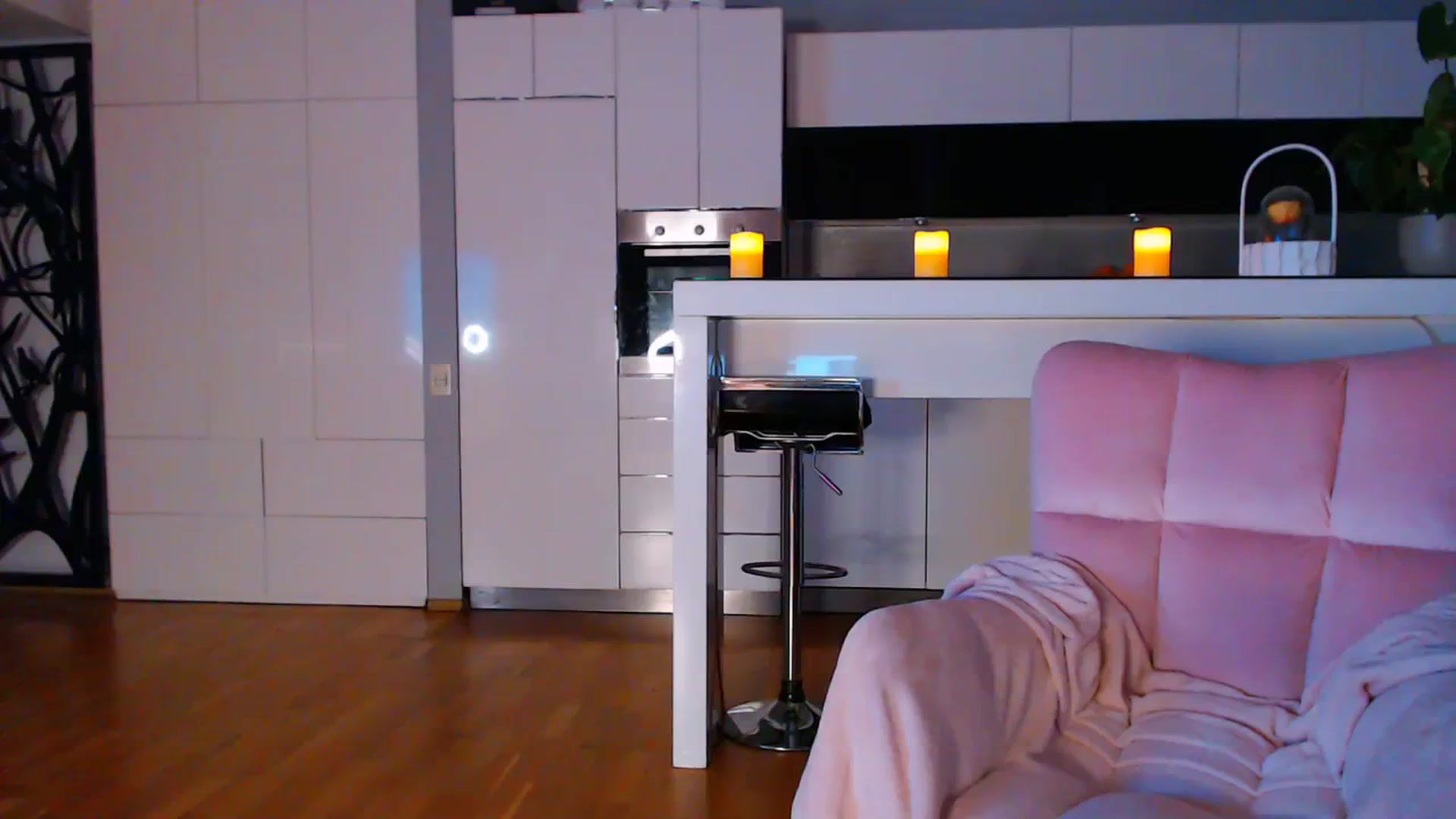 Gallery image thumbnail from D_y_y's myfreecams stream on, 11/13/2023, 05:52 image 4 of 20