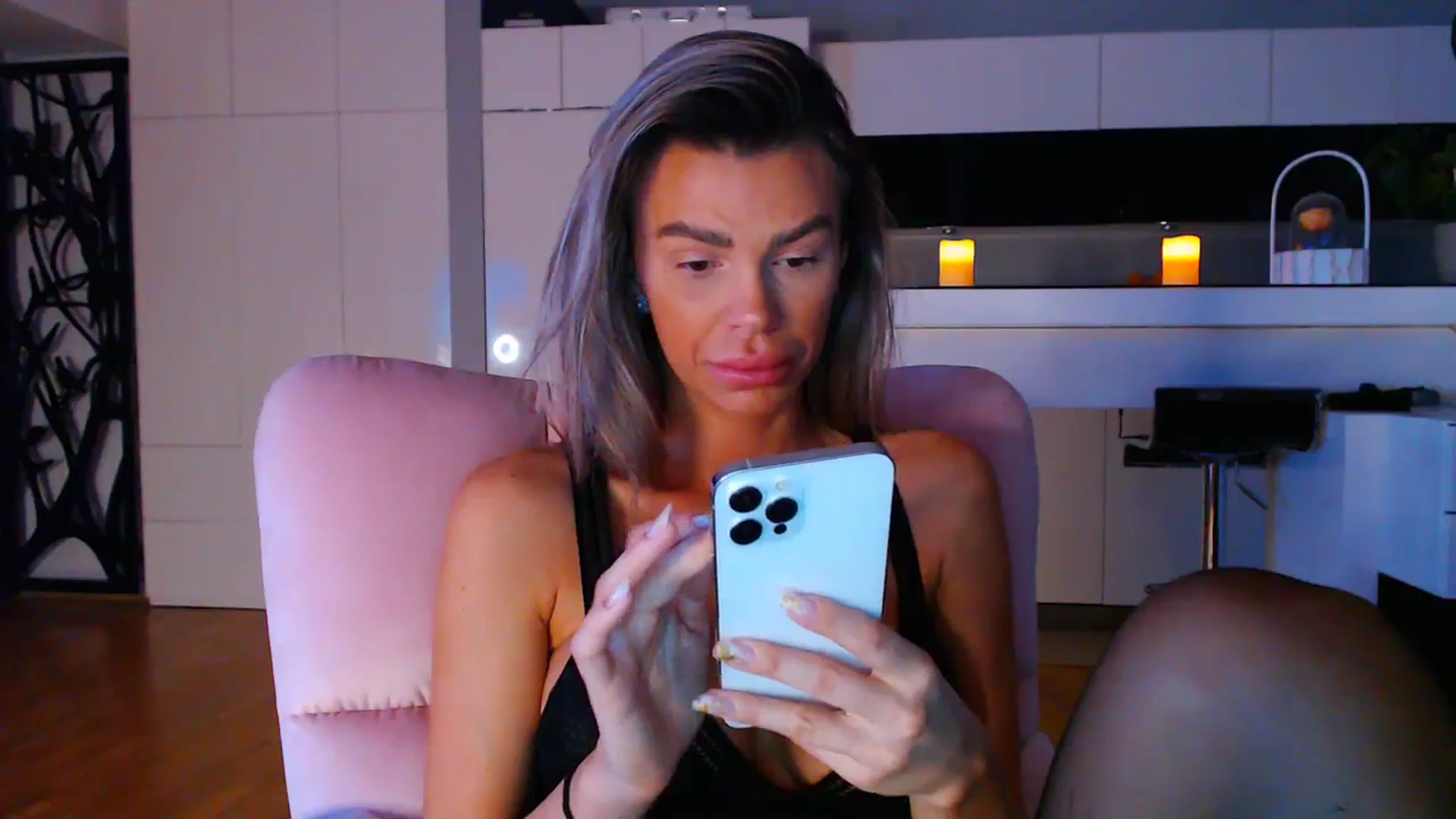Gallery image thumbnail from D_y_y's myfreecams stream on, 11/13/2023, 05:52 image 8 of 20