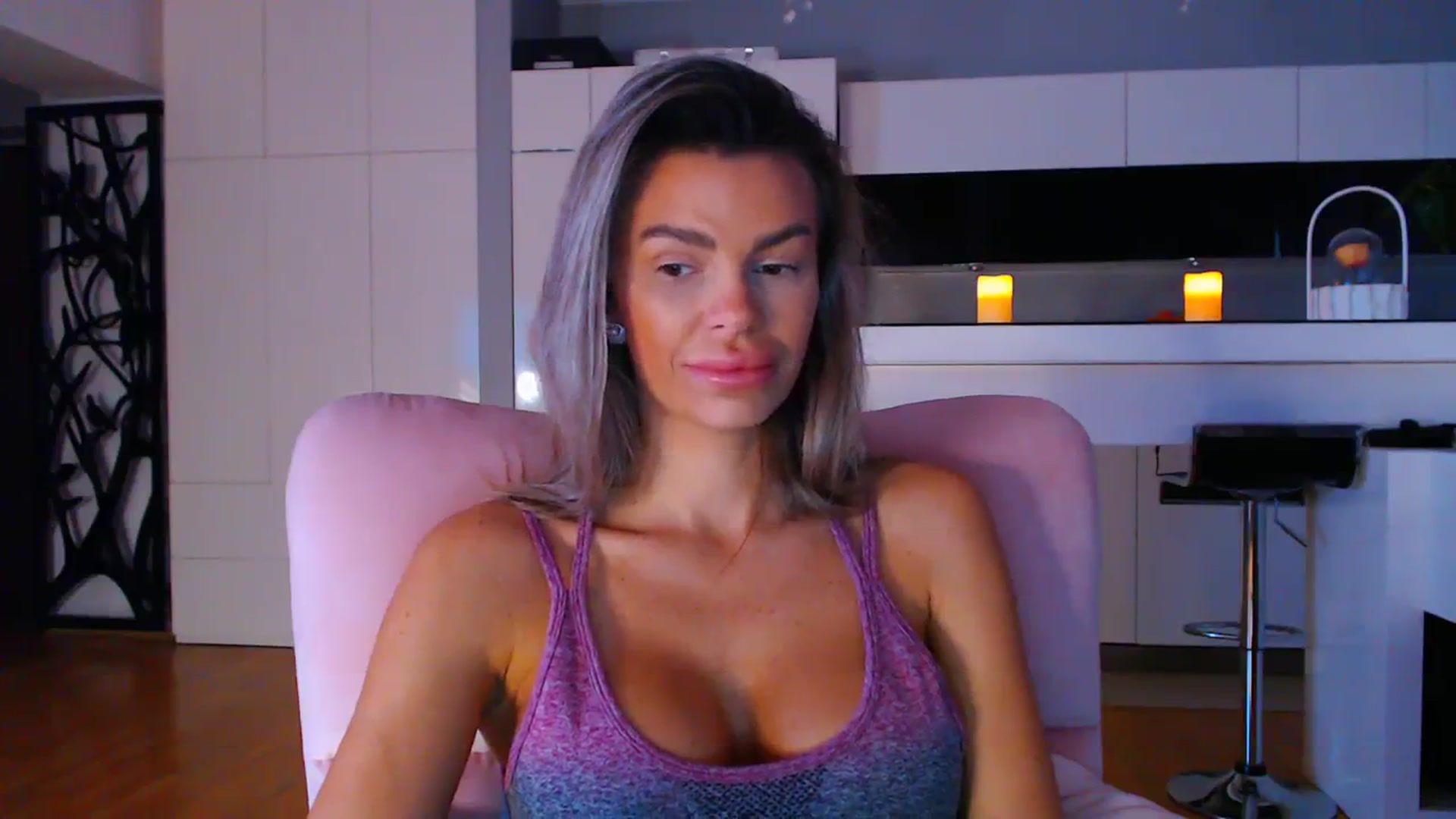 Gallery image thumbnail from D_y_y's myfreecams stream on, 11/14/2023, 05:20 image 19 of 20