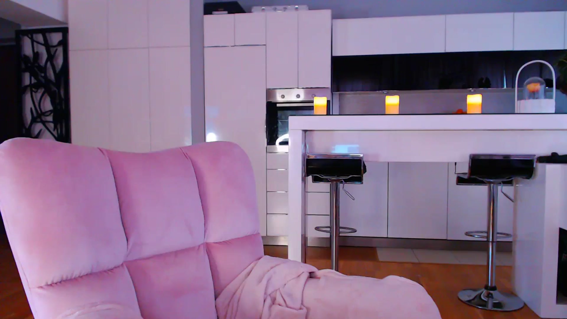 Gallery image thumbnail from D_y_y's myfreecams stream on, 11/14/2023, 06:24 image 18 of 20