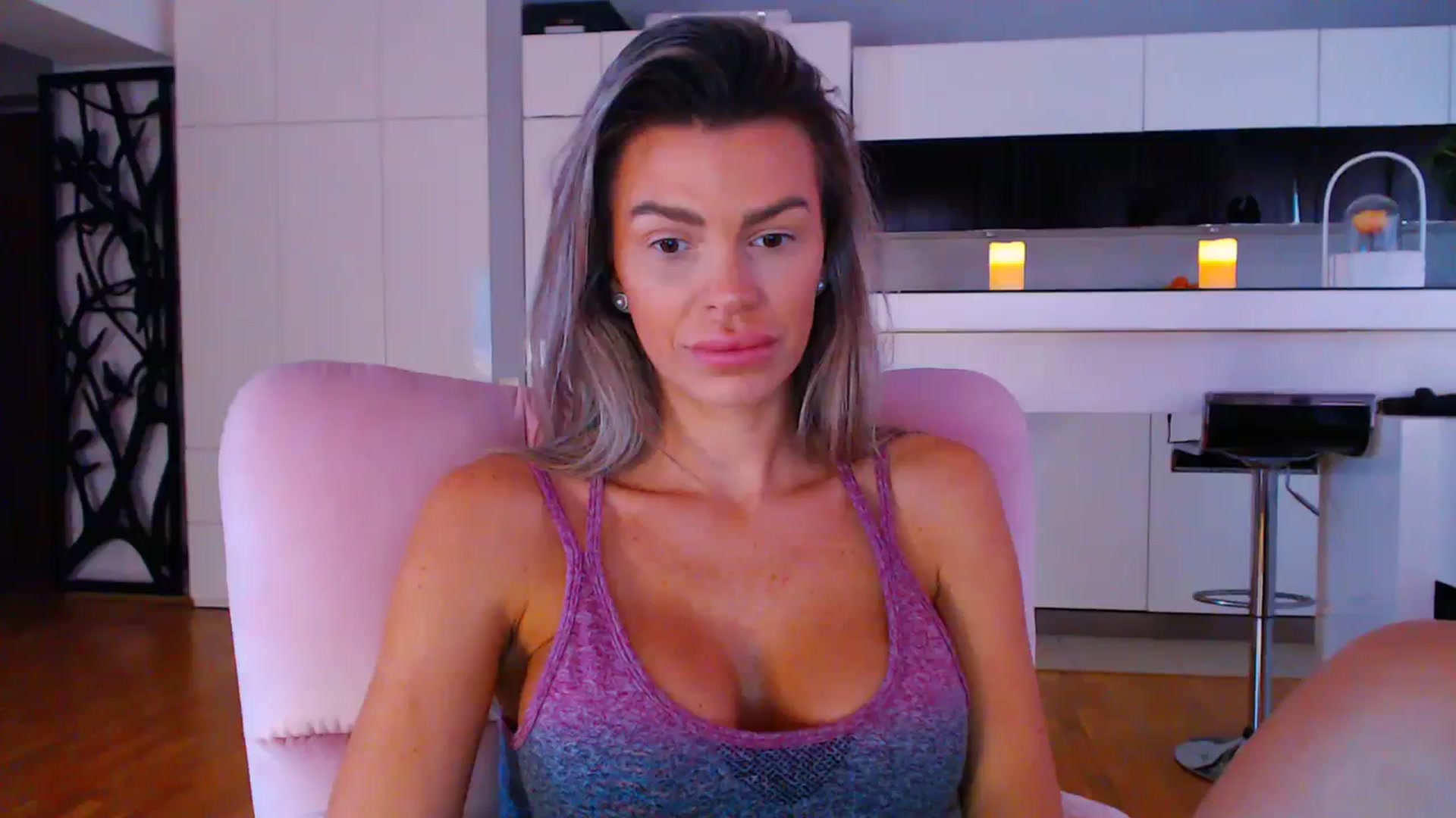 Gallery image thumbnail from D_y_y's myfreecams stream on, 11/14/2023, 06:24 image 16 of 20
