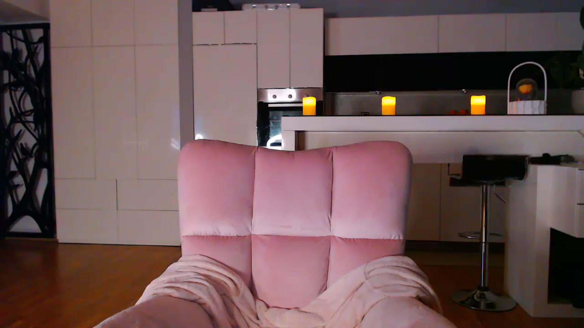 Gallery image thumbnail from D_y_y's myfreecams stream on, 11/15/2023, 04:03 image 15 of 20