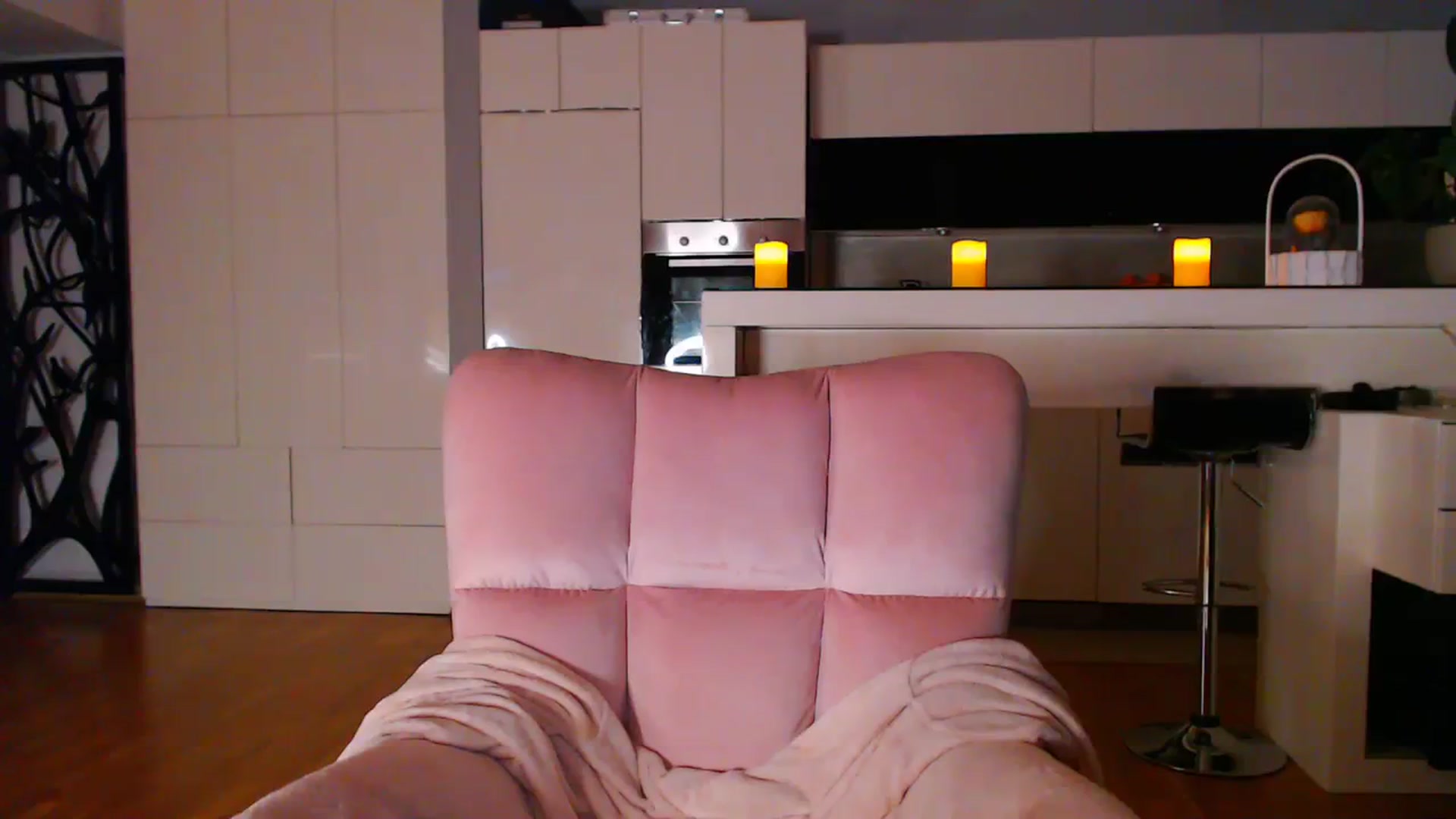 Gallery image thumbnail from D_y_y's myfreecams stream on, 11/15/2023, 04:03 image 14 of 20