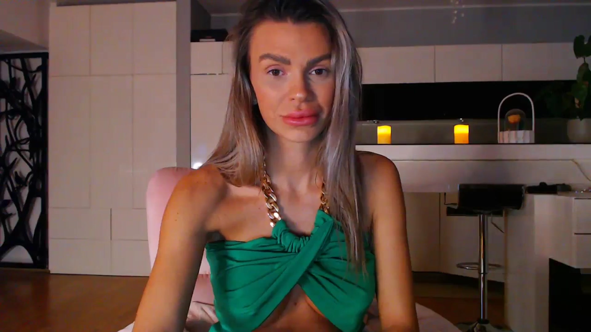 Gallery image thumbnail from D_y_y's myfreecams stream on, 11/18/2023, 04:17 image 19 of 20