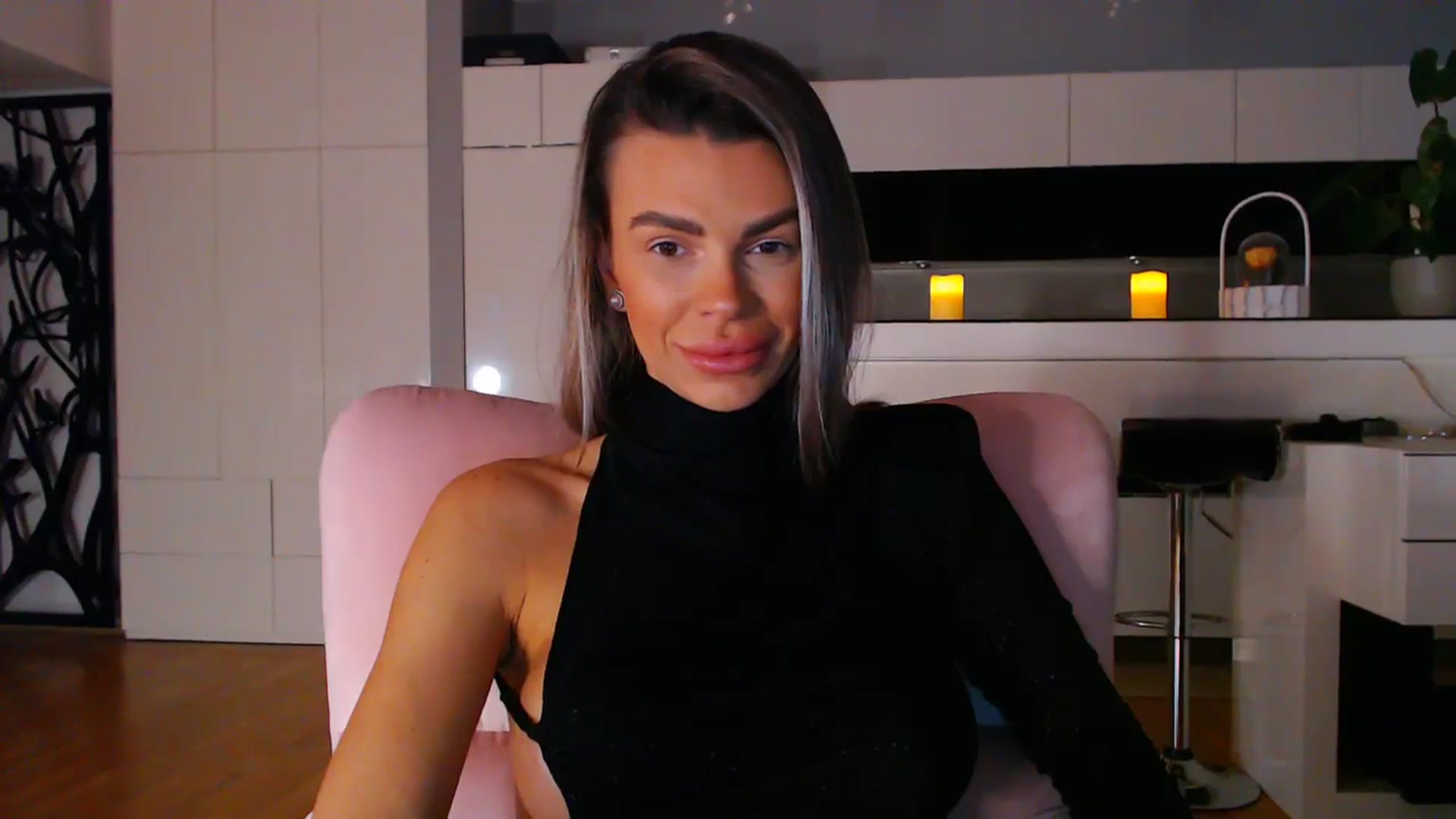 Gallery image thumbnail from D_y_y's myfreecams stream on, 11/19/2023, 03:52 image 8 of 20