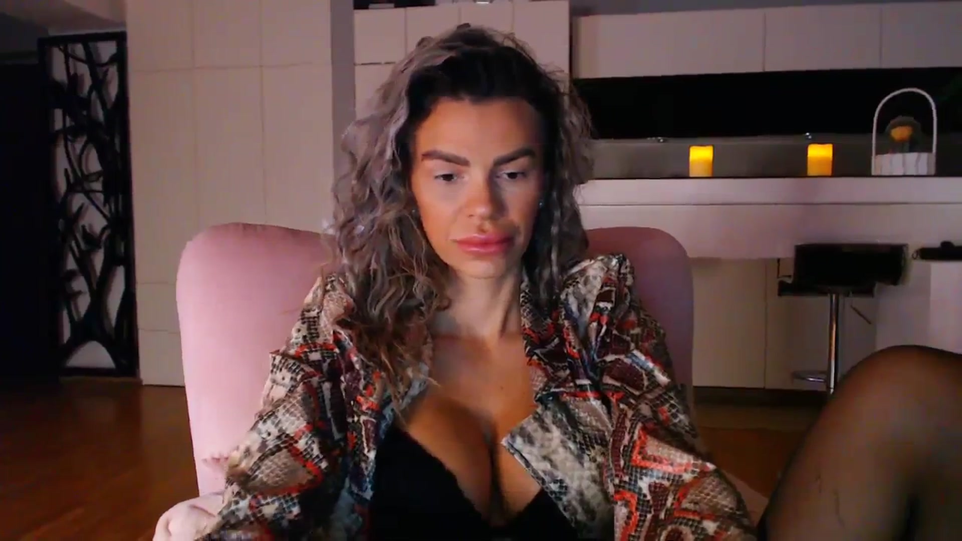 Gallery image thumbnail from D_y_y's myfreecams stream on, 11/22/2023, 05:59 image 3 of 20