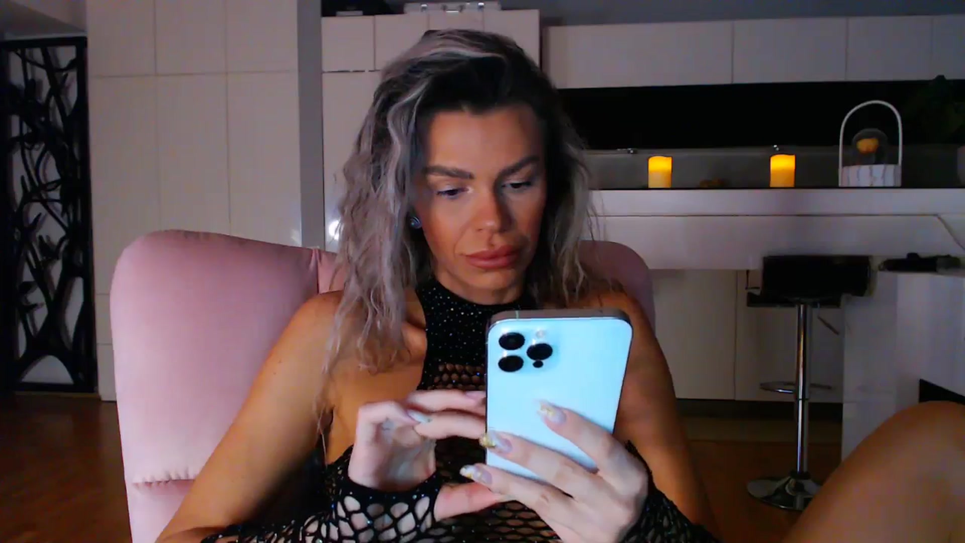 Gallery image thumbnail from D_y_y's myfreecams stream on, 11/24/2023, 06:23 image 3 of 20