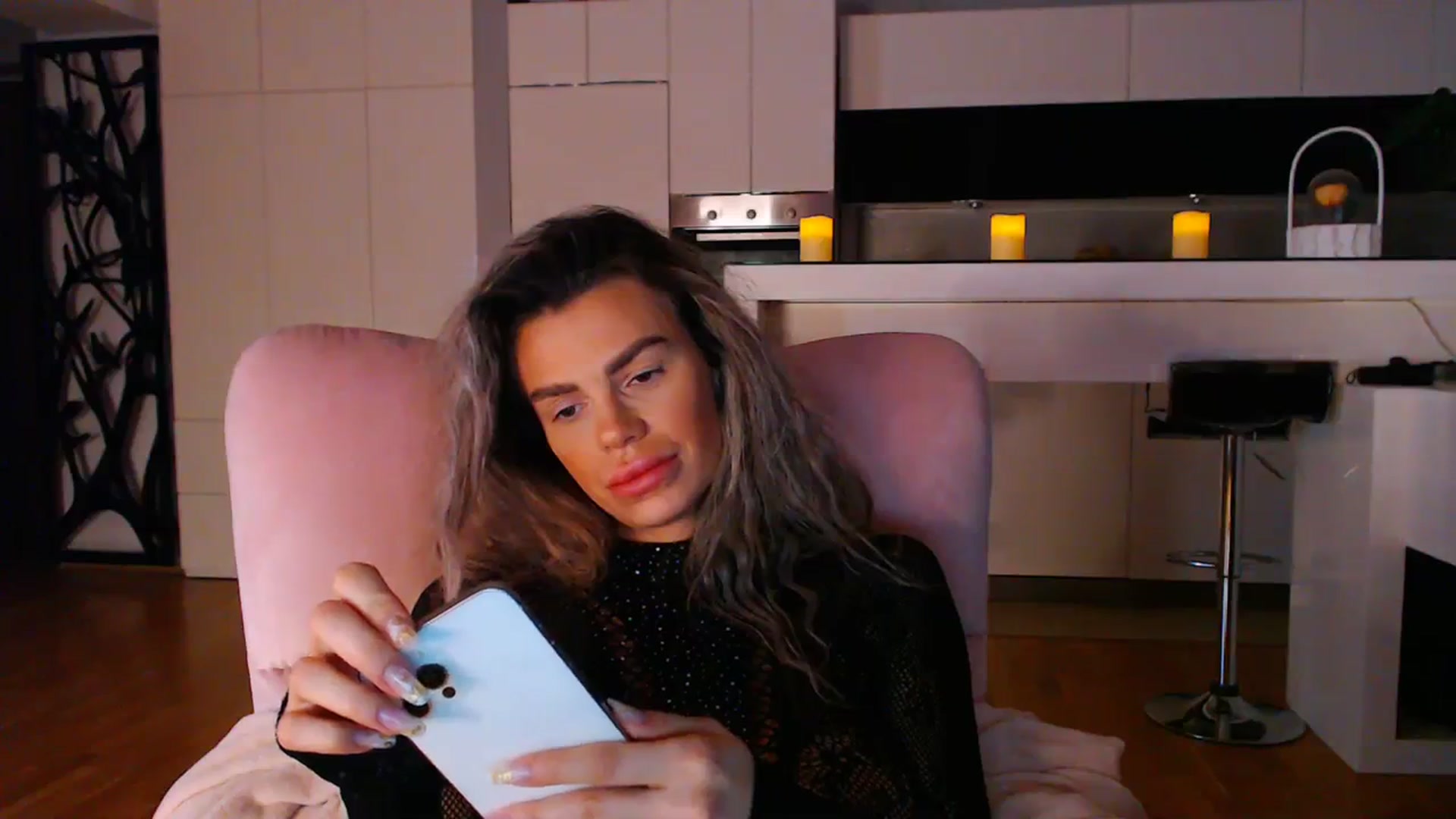 Gallery image thumbnail from D_y_y's myfreecams stream on, 11/25/2023, 06:01 image 18 of 20