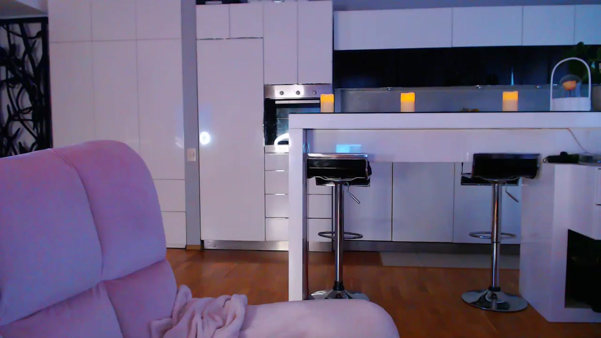 Gallery image thumbnail from D_y_y's myfreecams stream on, 11/27/2023, 06:39 image 10 of 20