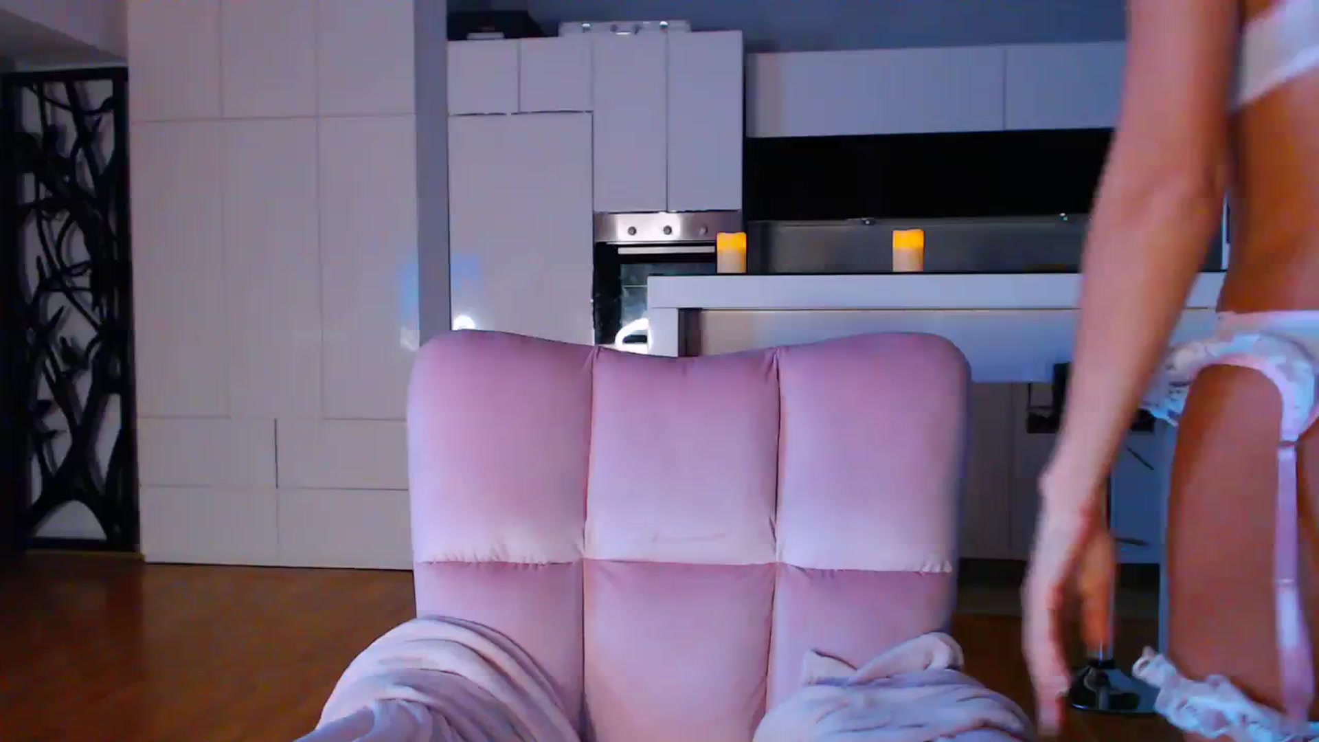 Gallery image thumbnail from D_y_y's myfreecams stream on, 11/27/2023, 06:39 image 2 of 20