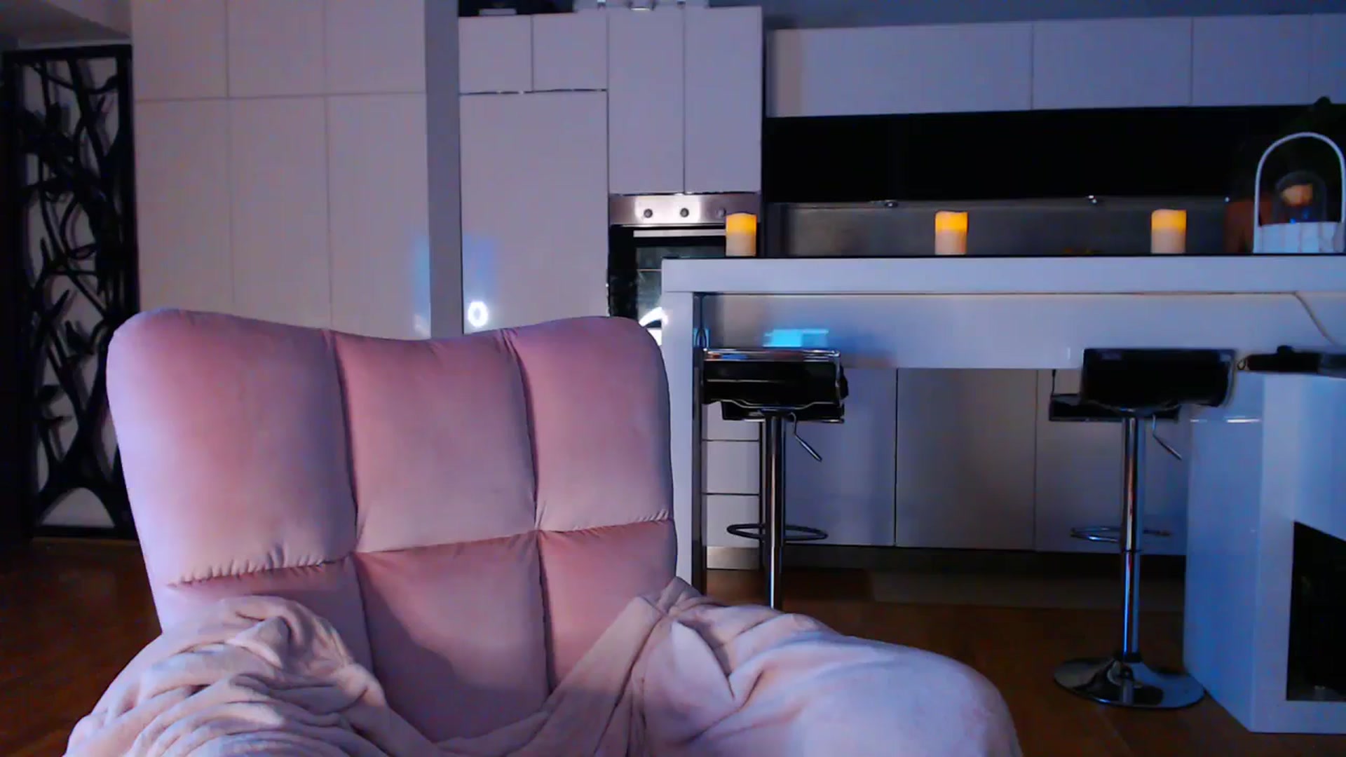 Gallery image thumbnail from D_y_y's myfreecams stream on, 11/28/2023, 05:05 image 16 of 20