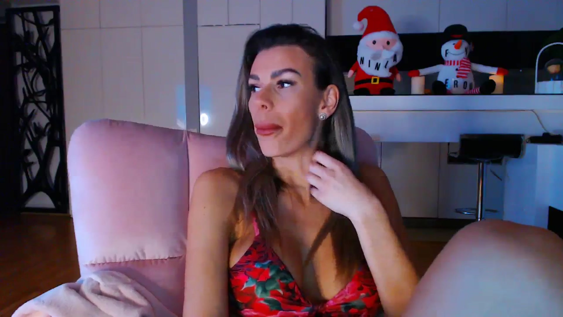 Gallery image thumbnail from D_y_y's myfreecams stream on, 12/06/2023, 04:50 image 20 of 20