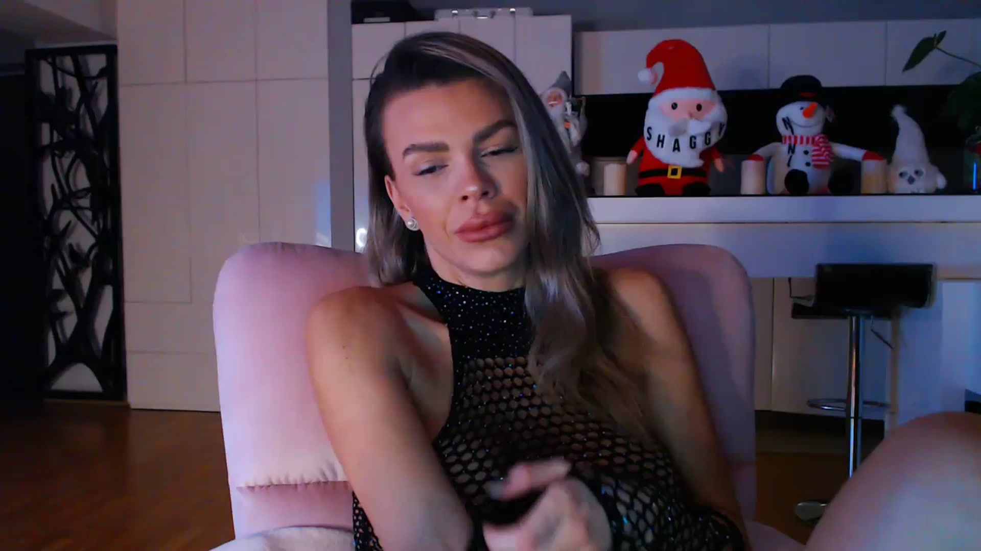 Gallery image thumbnail from D_y_y's myfreecams stream on, 12/29/2023, 06:12 image 1 of 20