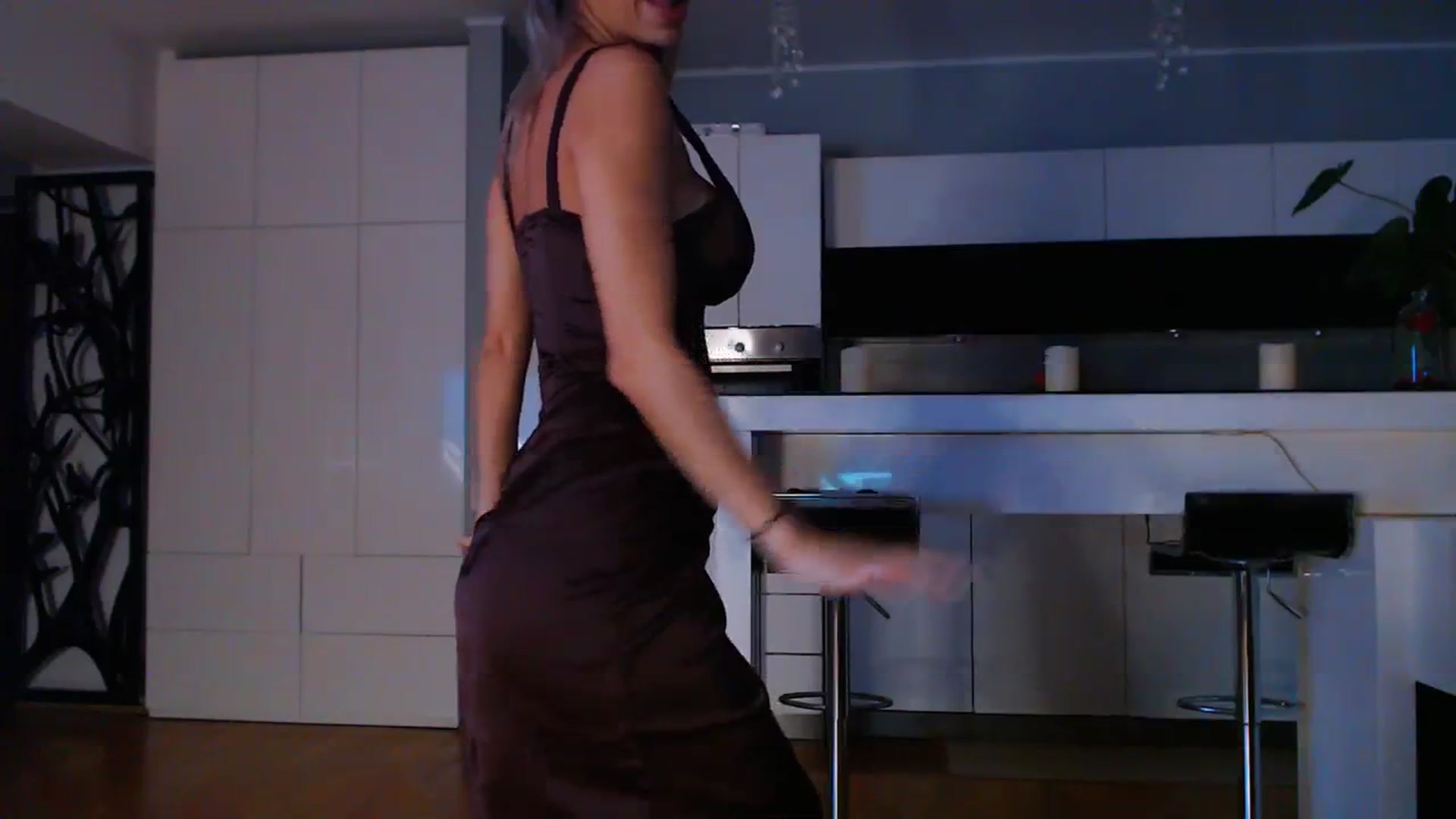 Gallery image thumbnail from D_y_y's myfreecams stream on, 01/12/2024, 06:07 image 17 of 20