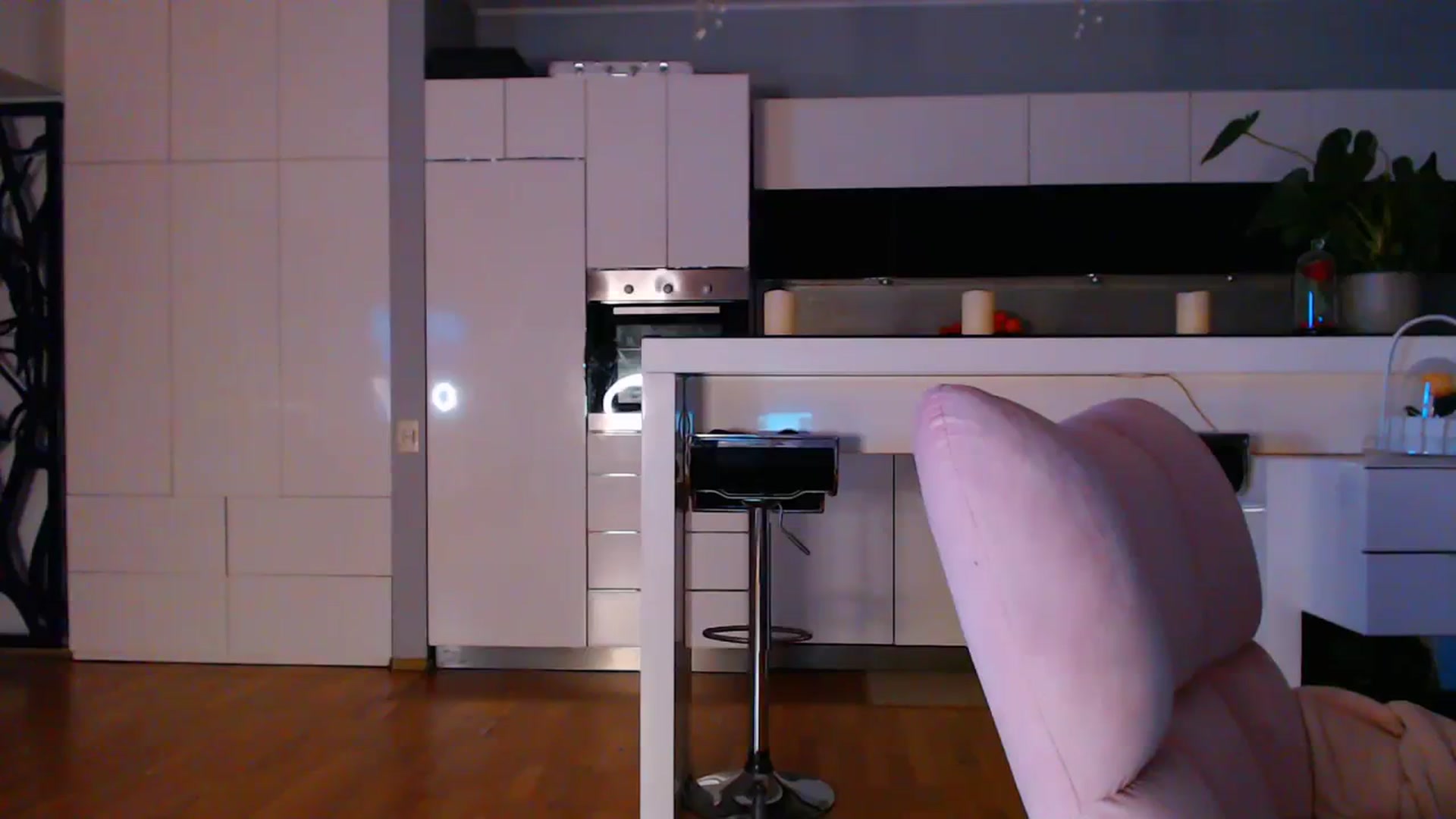Gallery image thumbnail from D_y_y's myfreecams stream on, 01/14/2024, 05:49 image 14 of 20