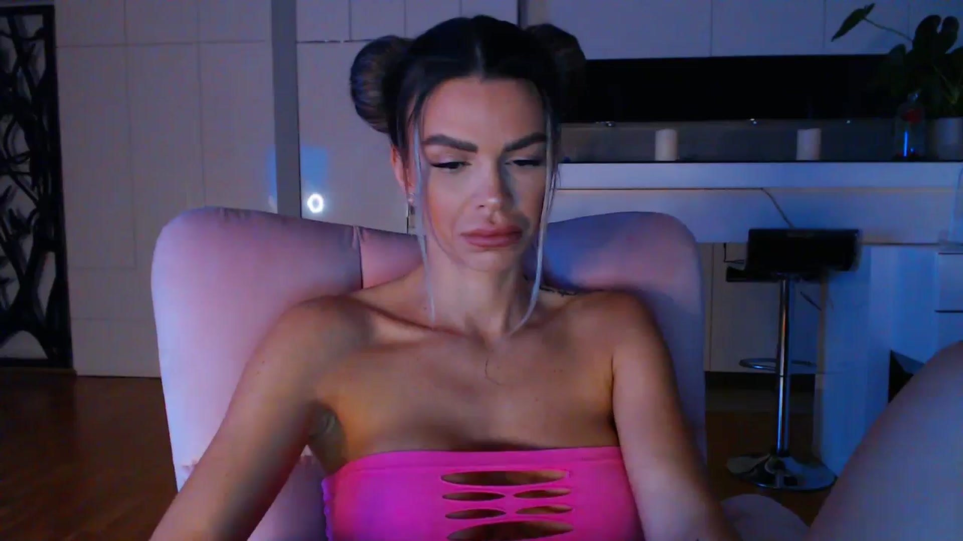 Gallery image thumbnail from D_y_y's myfreecams stream on, 01/29/2024, 06:14 image 13 of 20