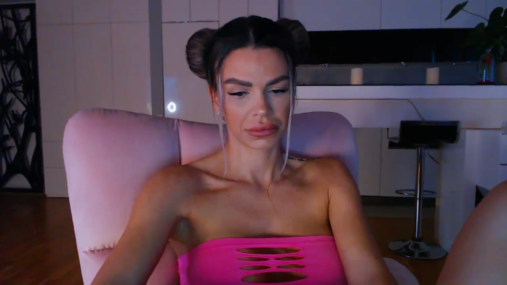 Gallery image thumbnail from D_y_y's myfreecams stream on, 01/29/2024, 06:14 image 20 of 20