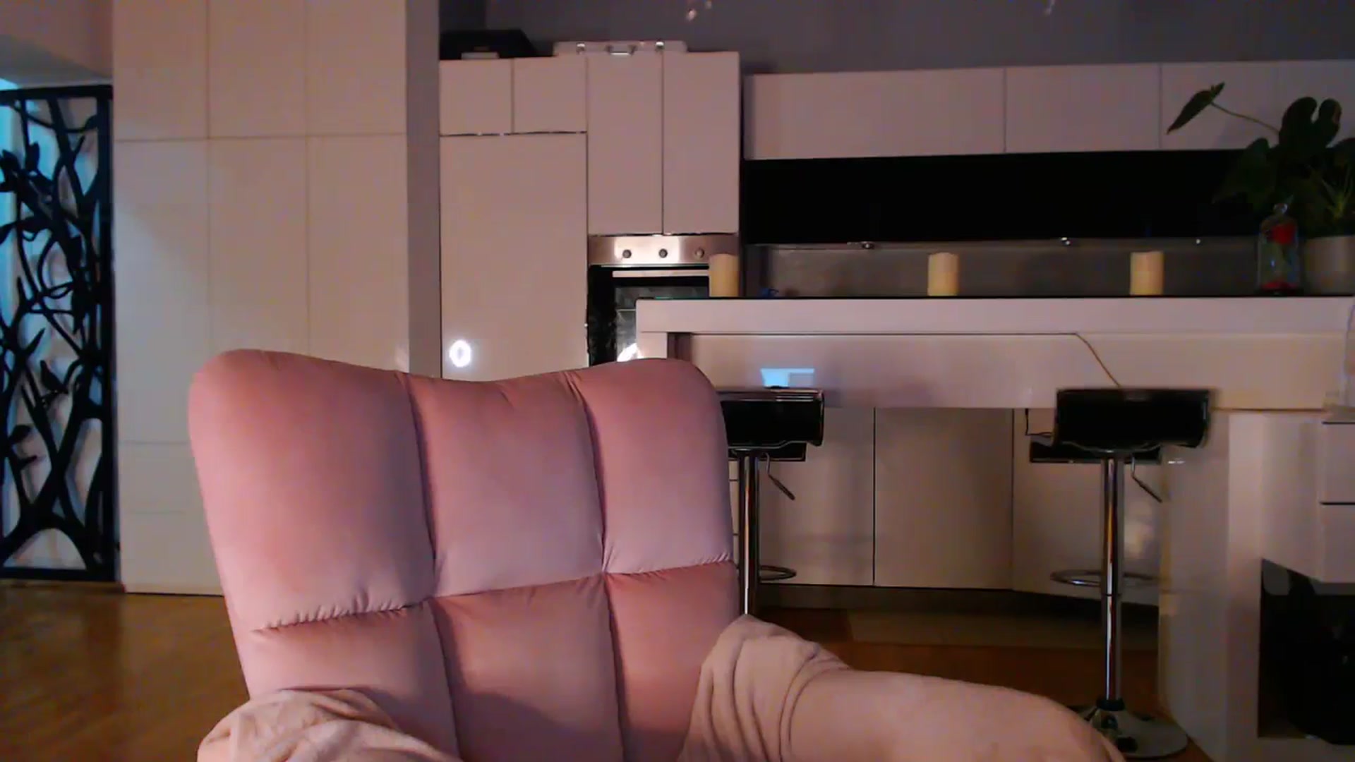 Gallery image thumbnail from D_y_y's myfreecams stream on, 02/02/2024, 06:56 image 11 of 20