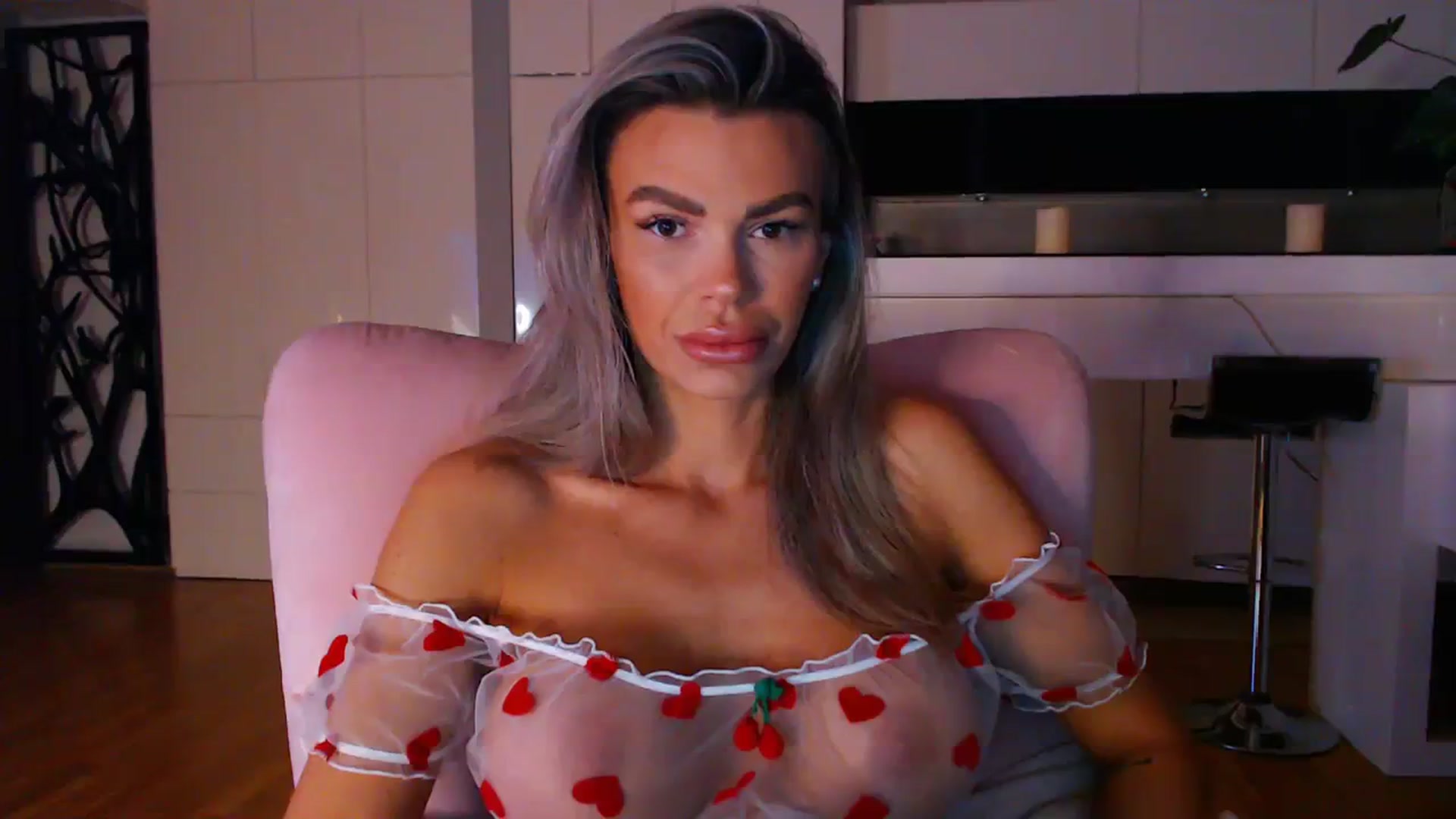 Gallery image thumbnail from D_y_y's myfreecams stream on, 02/11/2024, 04:13 image 19 of 20