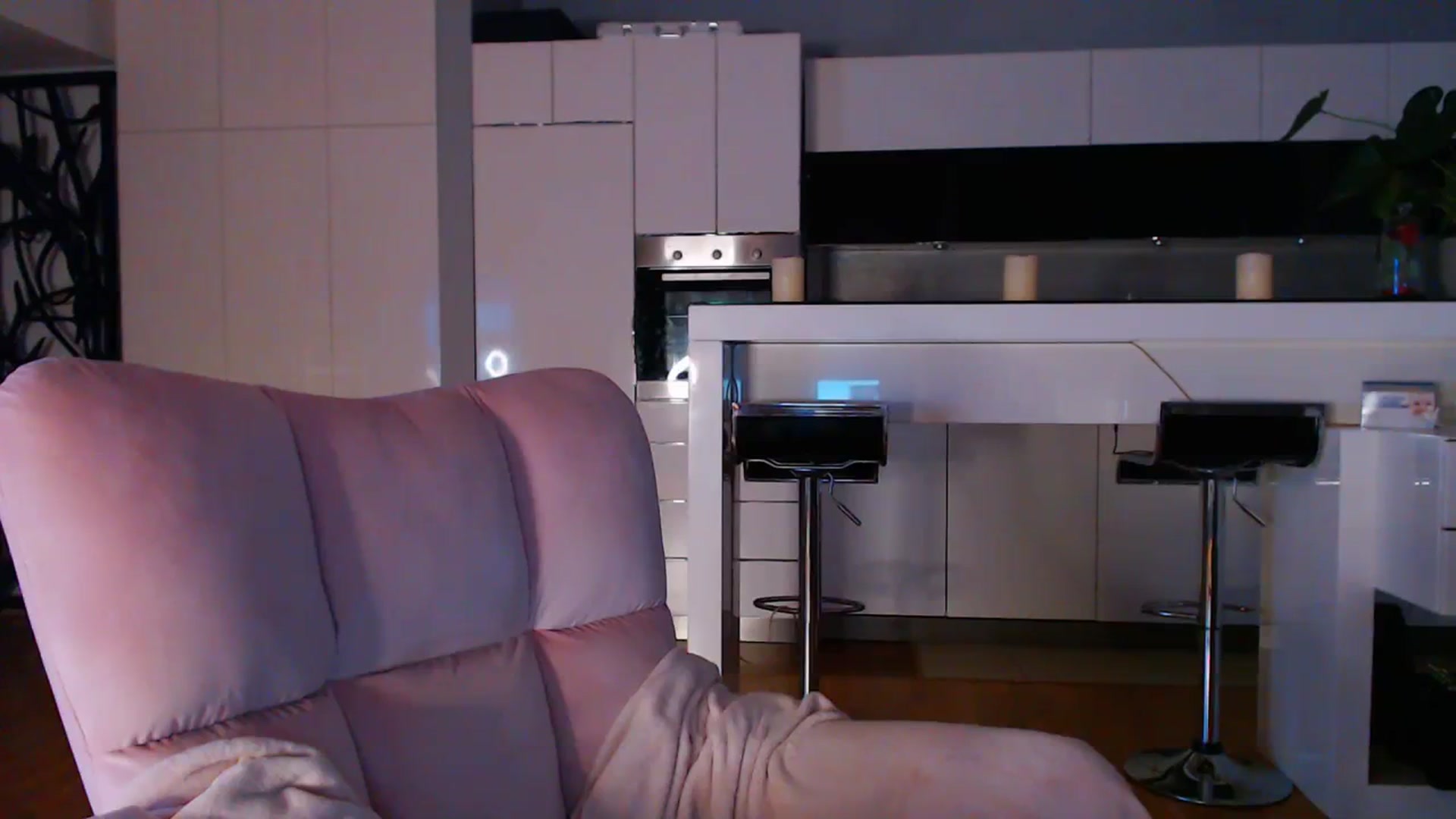 Gallery image thumbnail from D_y_y's myfreecams stream on, 03/01/2024, 06:23 image 5 of 20