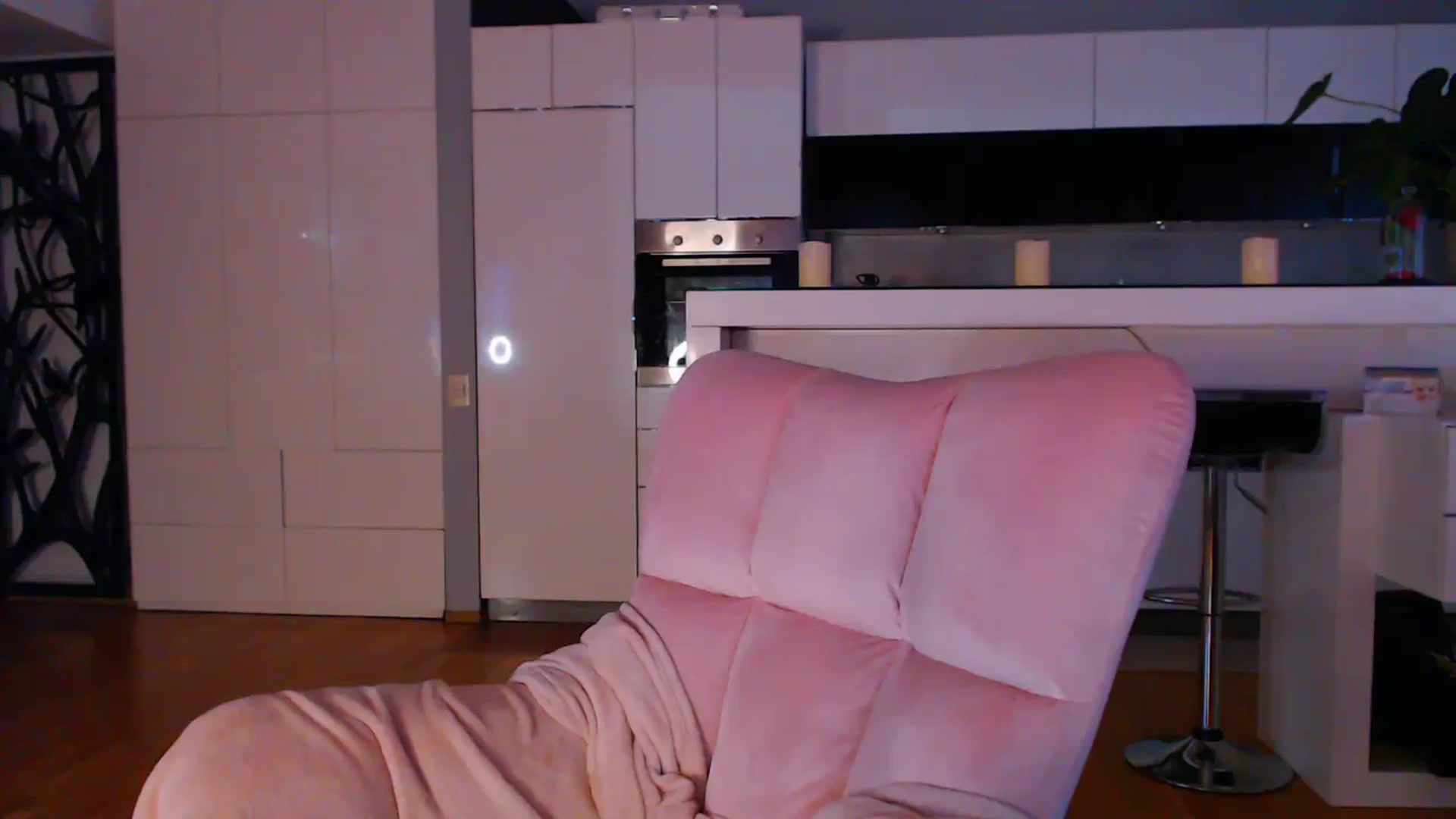 Gallery image thumbnail from D_y_y's myfreecams stream on, 03/05/2024, 06:04 image 18 of 20