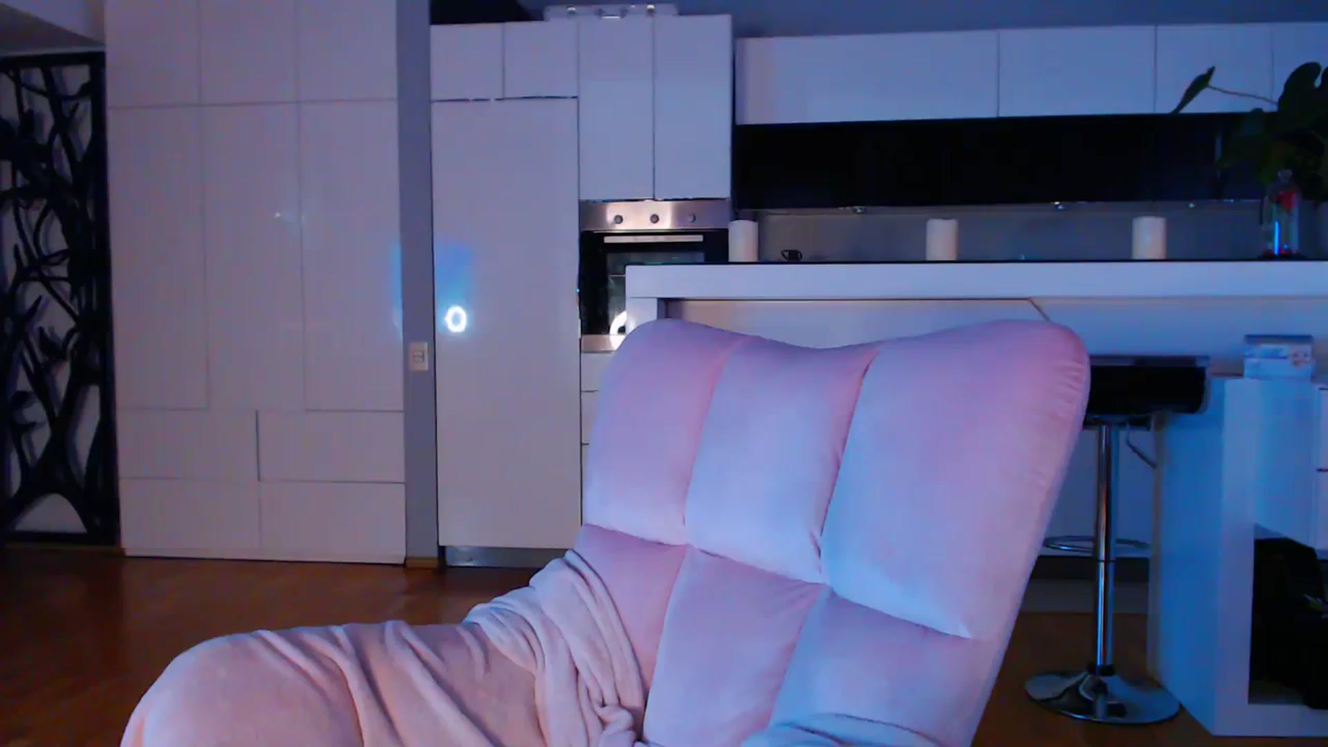 Gallery image thumbnail from D_y_y's myfreecams stream on, 03/05/2024, 06:04 image 17 of 20