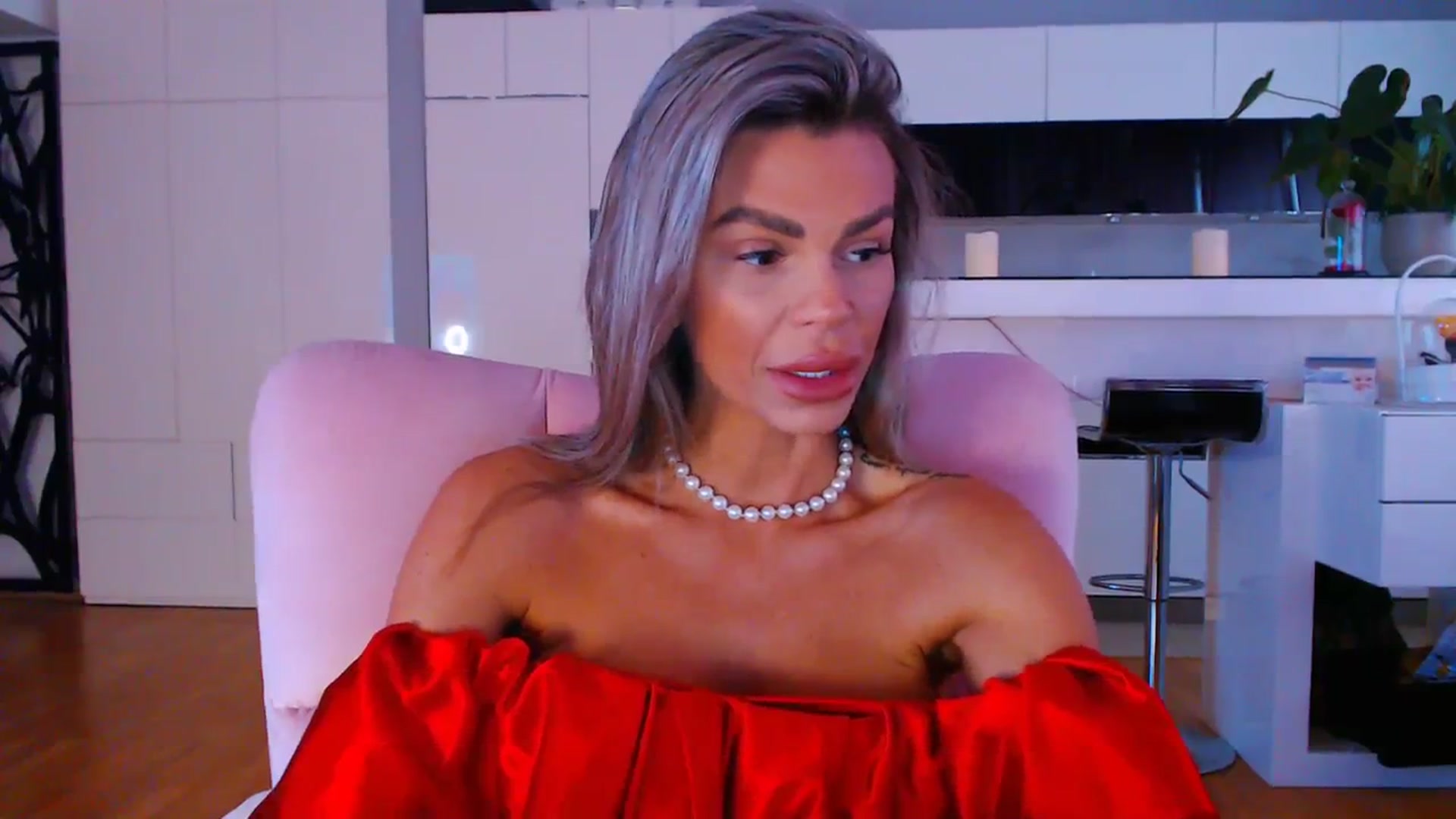 Gallery image thumbnail from D_y_y's myfreecams stream on, 03/08/2024, 06:01 image 15 of 20
