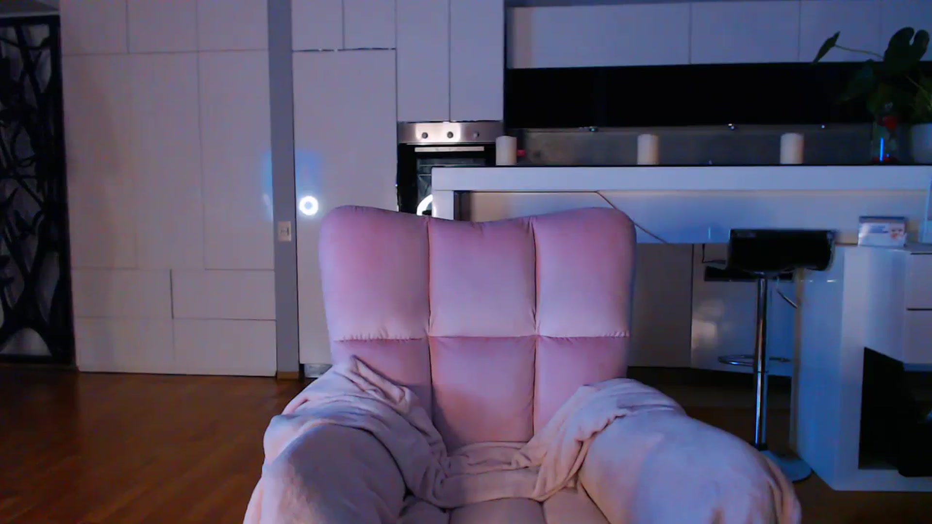 Gallery image thumbnail from D_y_y's myfreecams stream on, 03/14/2024, 05:31 image 9 of 20