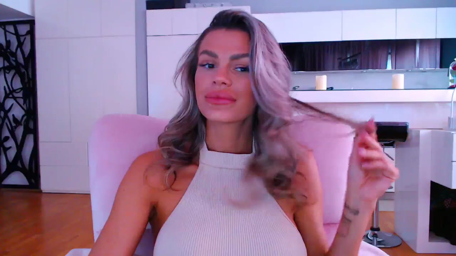 Gallery image thumbnail from D_y_y's myfreecams stream on, 04/09/2024, 05:53 image 20 of 20