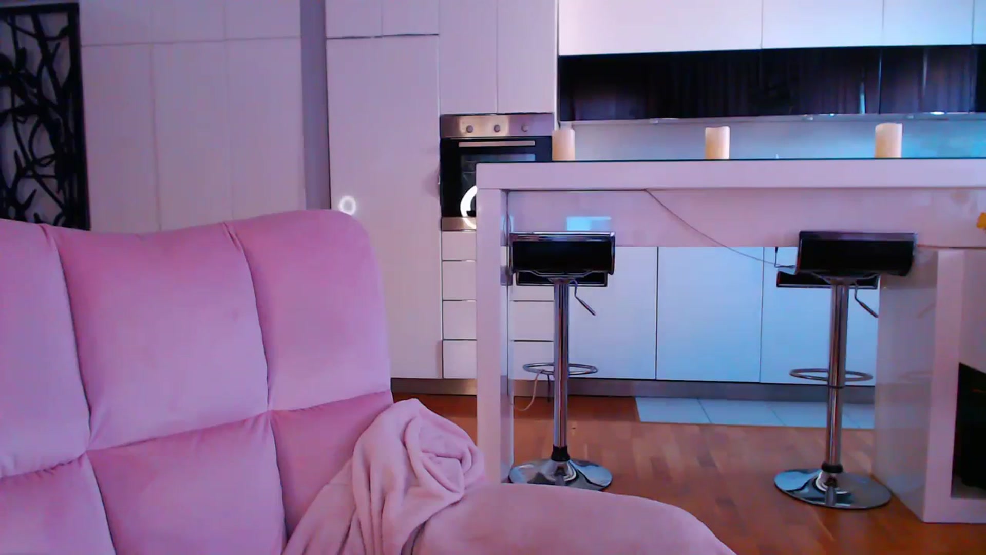 Gallery image thumbnail from D_y_y's myfreecams stream on, 04/14/2024, 05:00 image 8 of 20