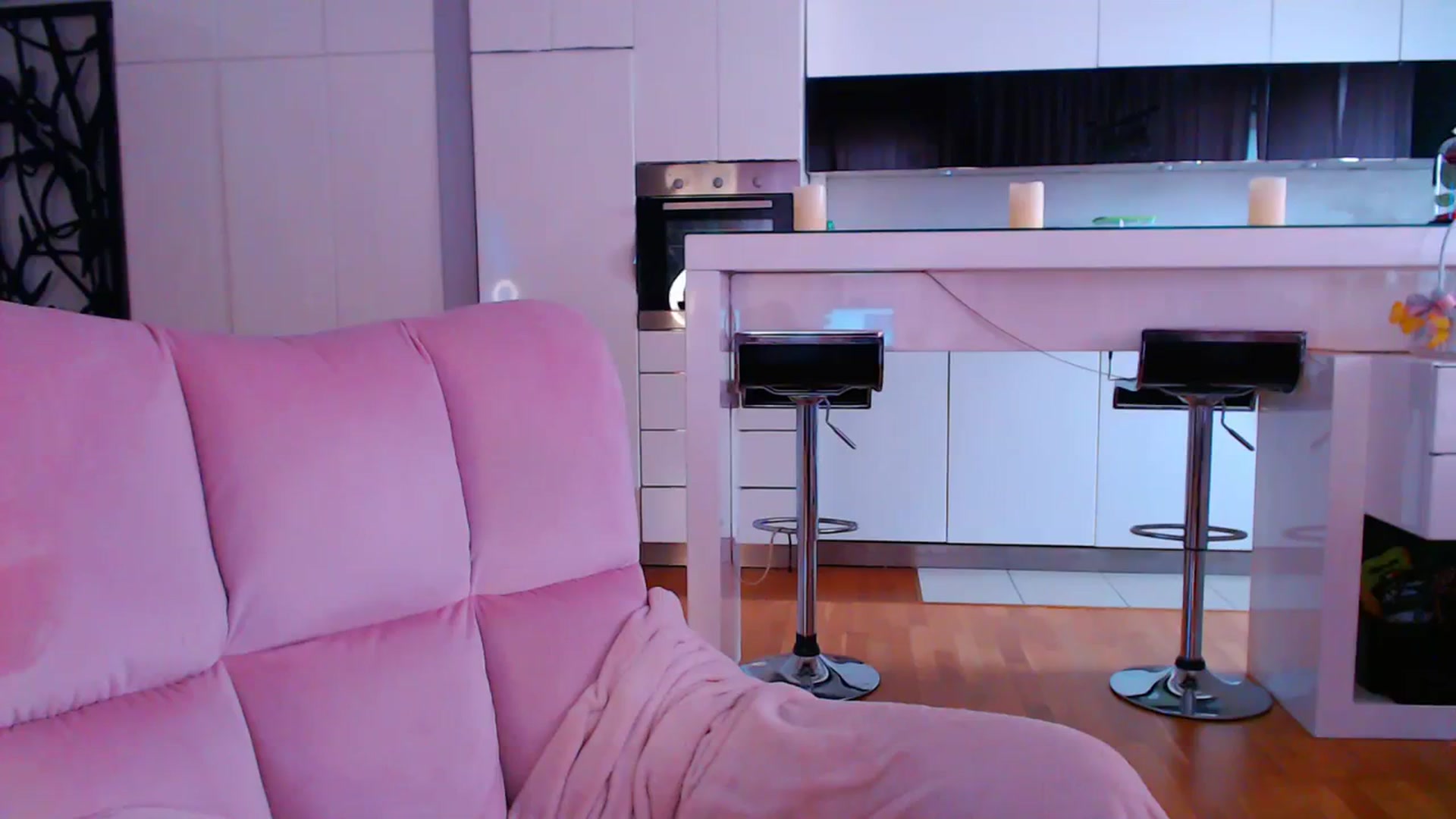 Gallery image thumbnail from D_y_y's myfreecams stream on, 04/16/2024, 05:27 image 3 of 20