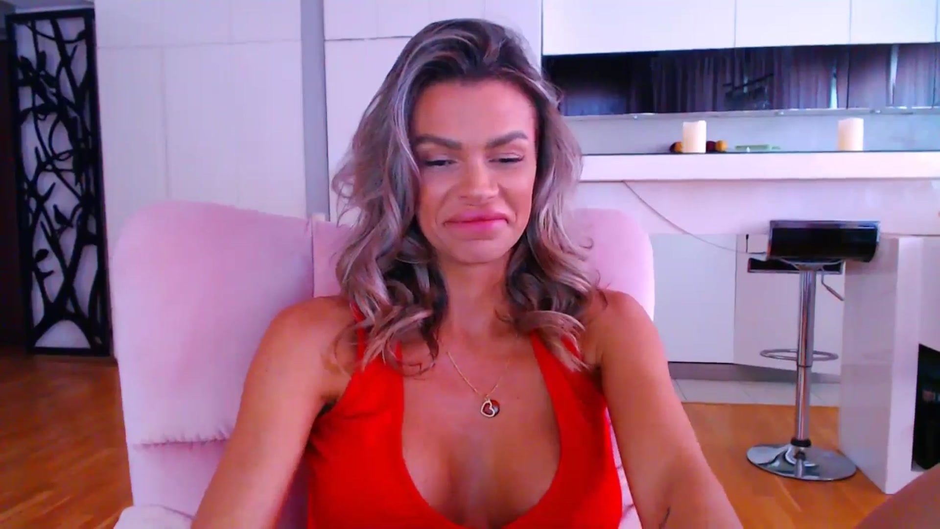 Gallery image thumbnail from D_y_y's myfreecams stream on, 04/19/2024, 05:28 image 20 of 20