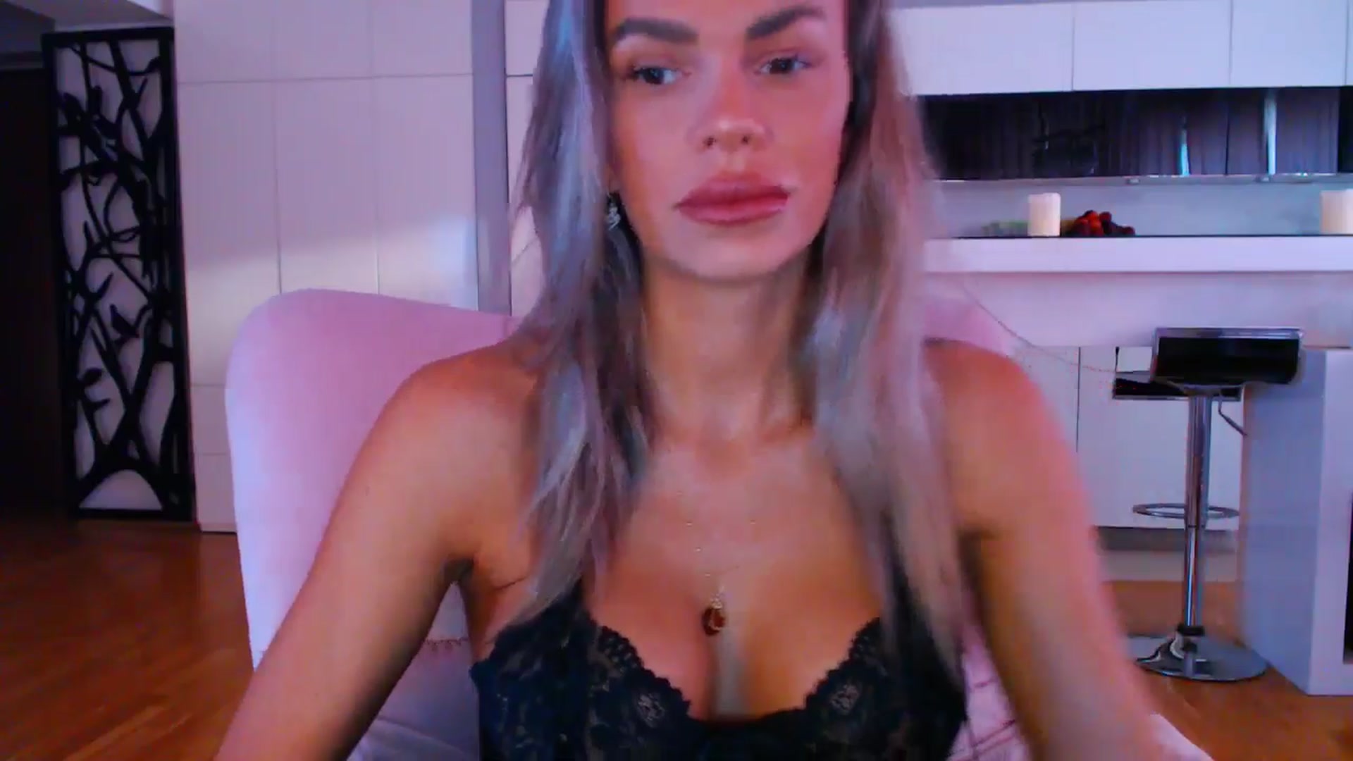 Gallery image thumbnail from D_y_y's myfreecams stream on, 04/26/2024, 04:28 image 18 of 20