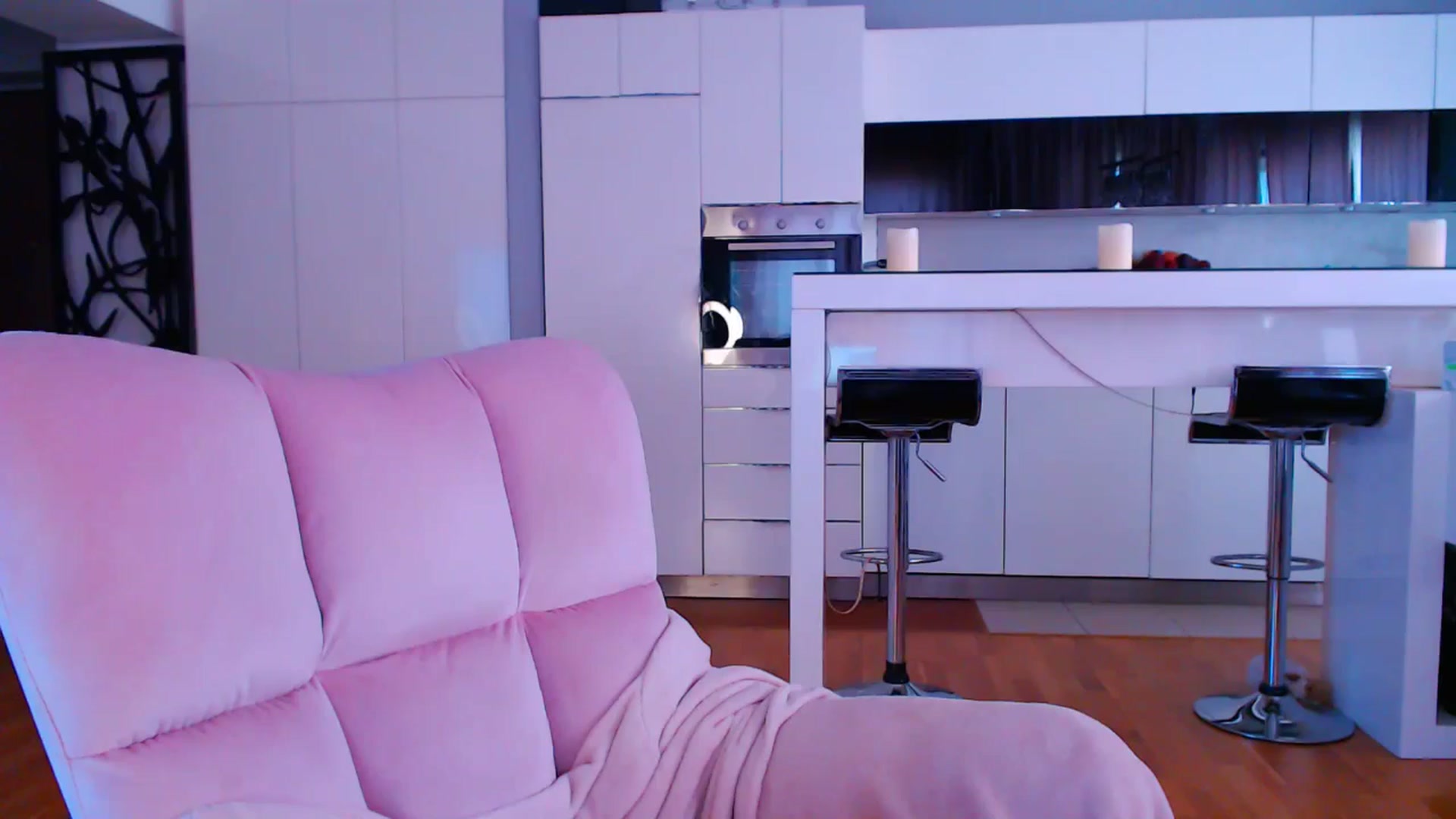 Gallery image thumbnail from D_y_y's myfreecams stream on, 04/28/2024, 05:03 image 14 of 20
