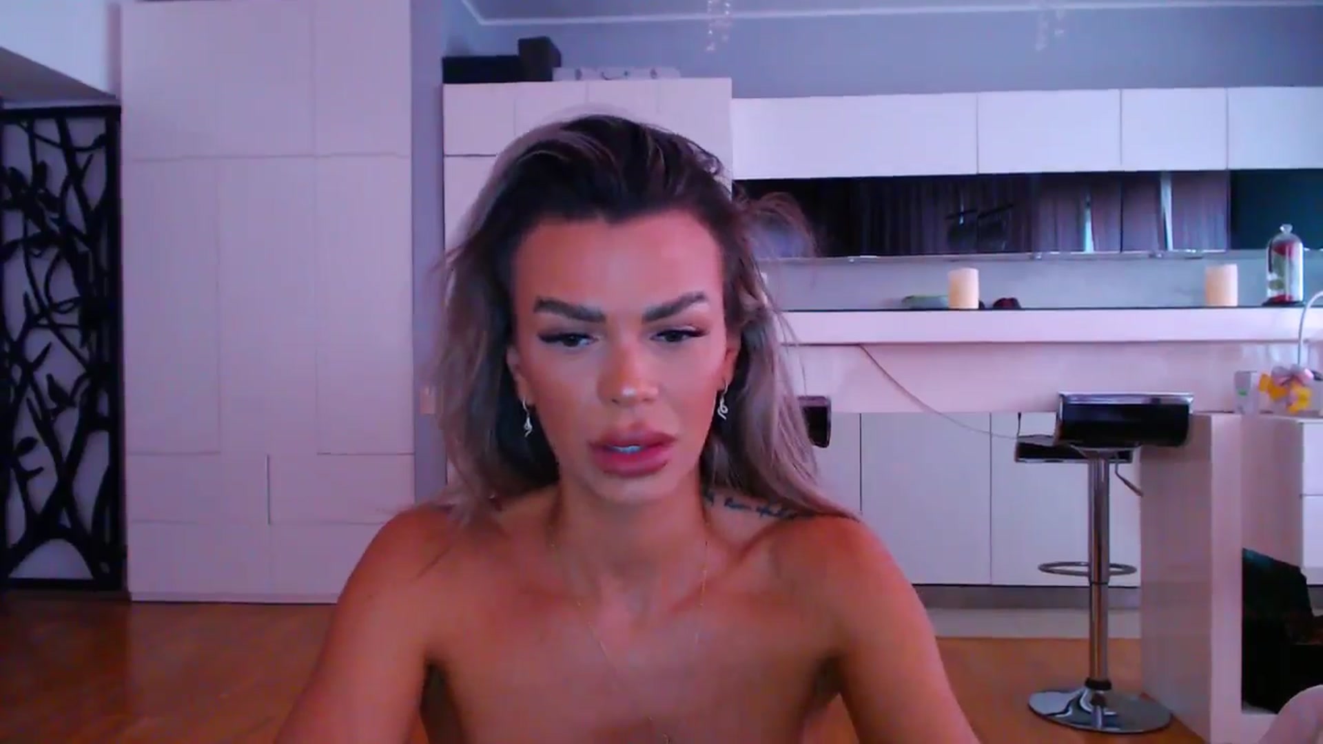 Gallery image thumbnail from D_y_y's myfreecams stream on, 05/04/2024, 04:49 image 20 of 20
